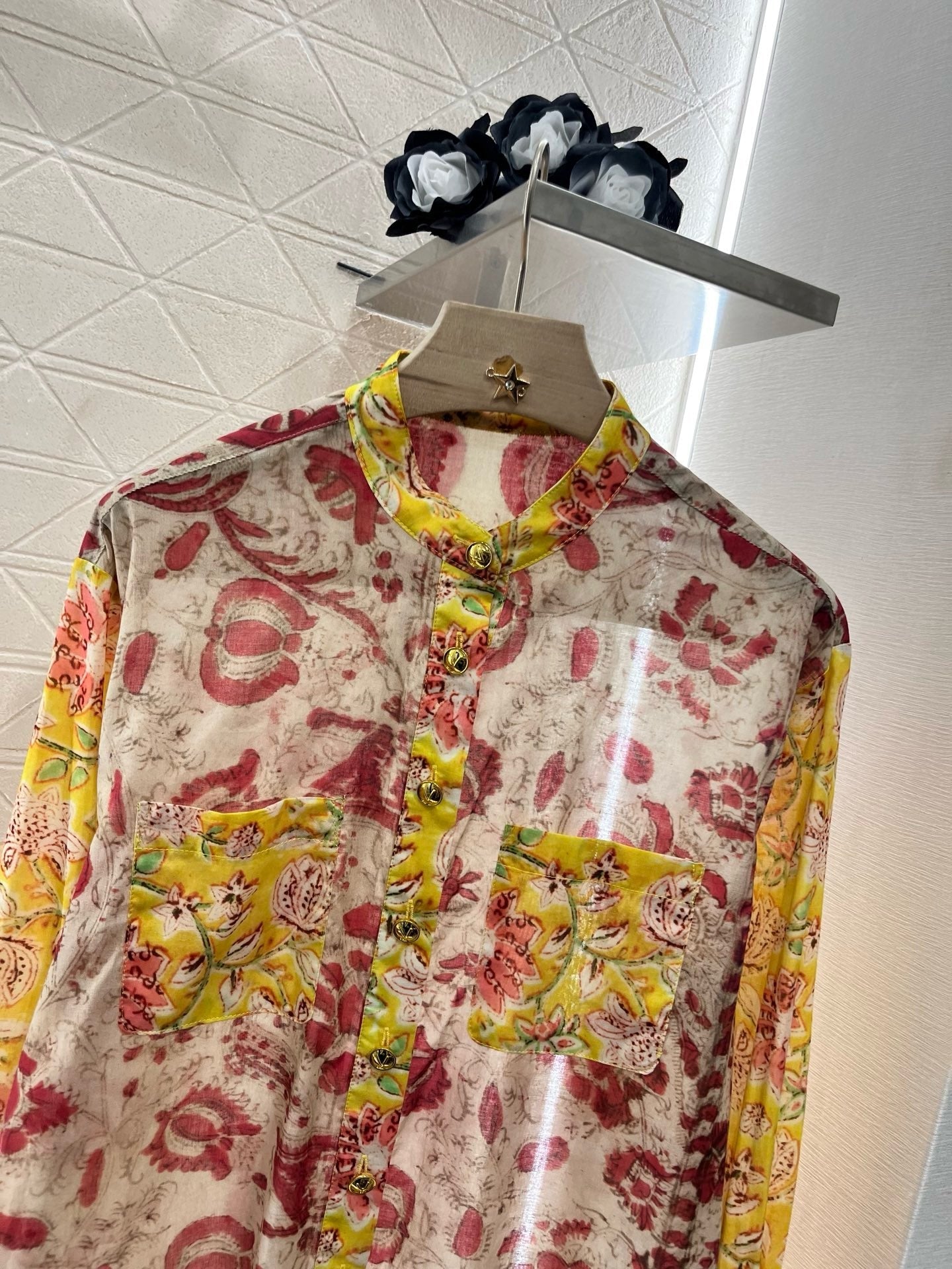25SS new product lace floral shirt