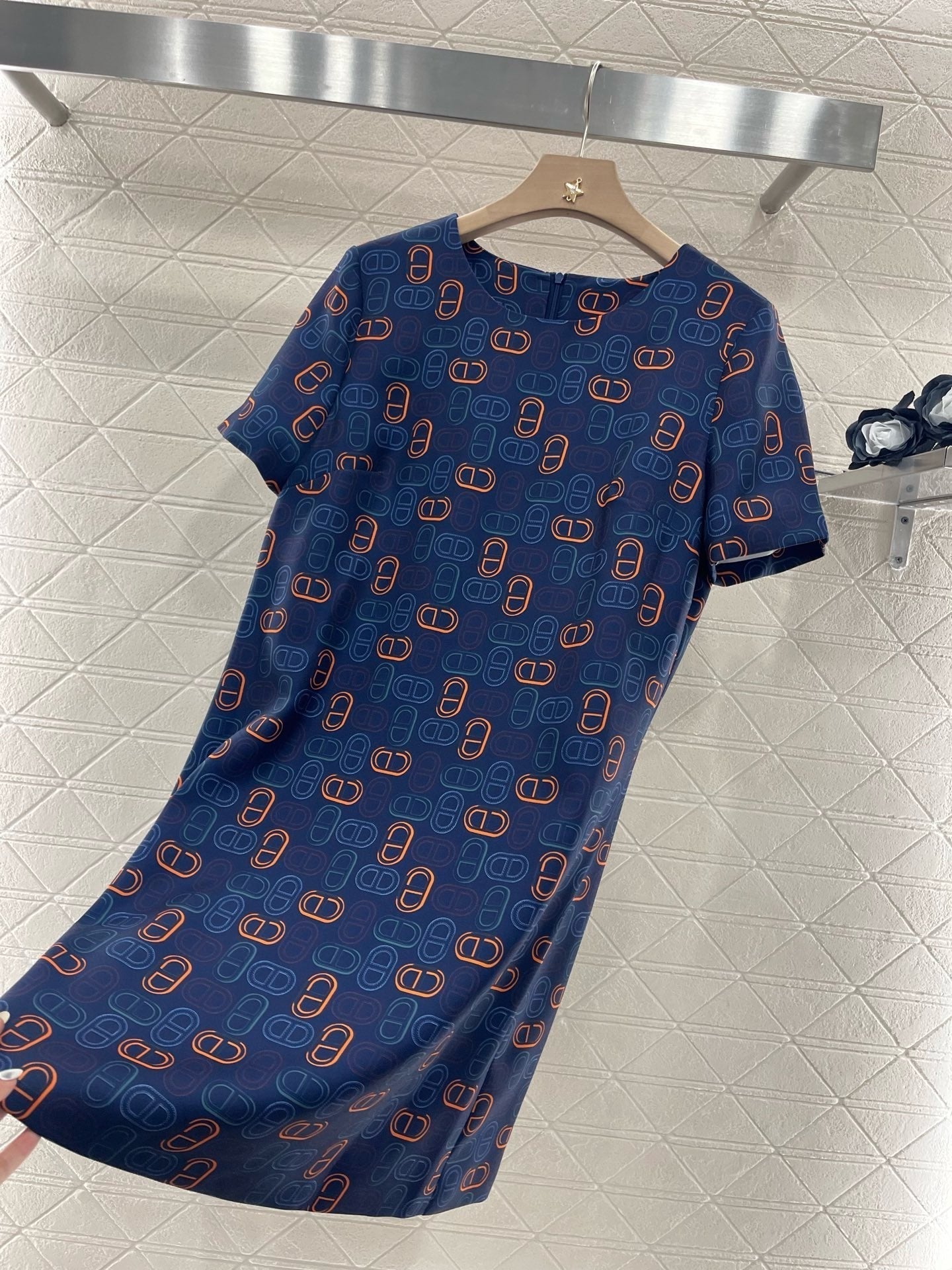 25SS new round neck short sleeve dress