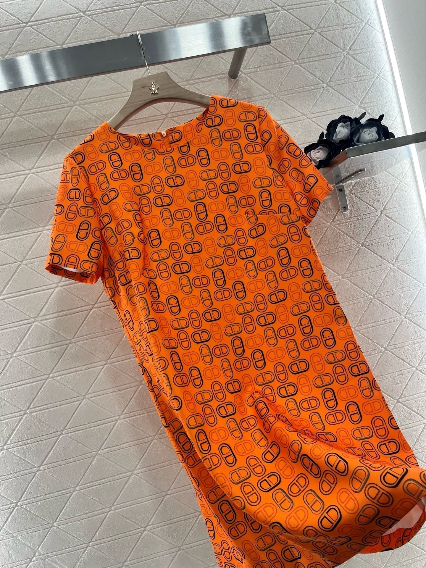 25SS new round neck short sleeve dress