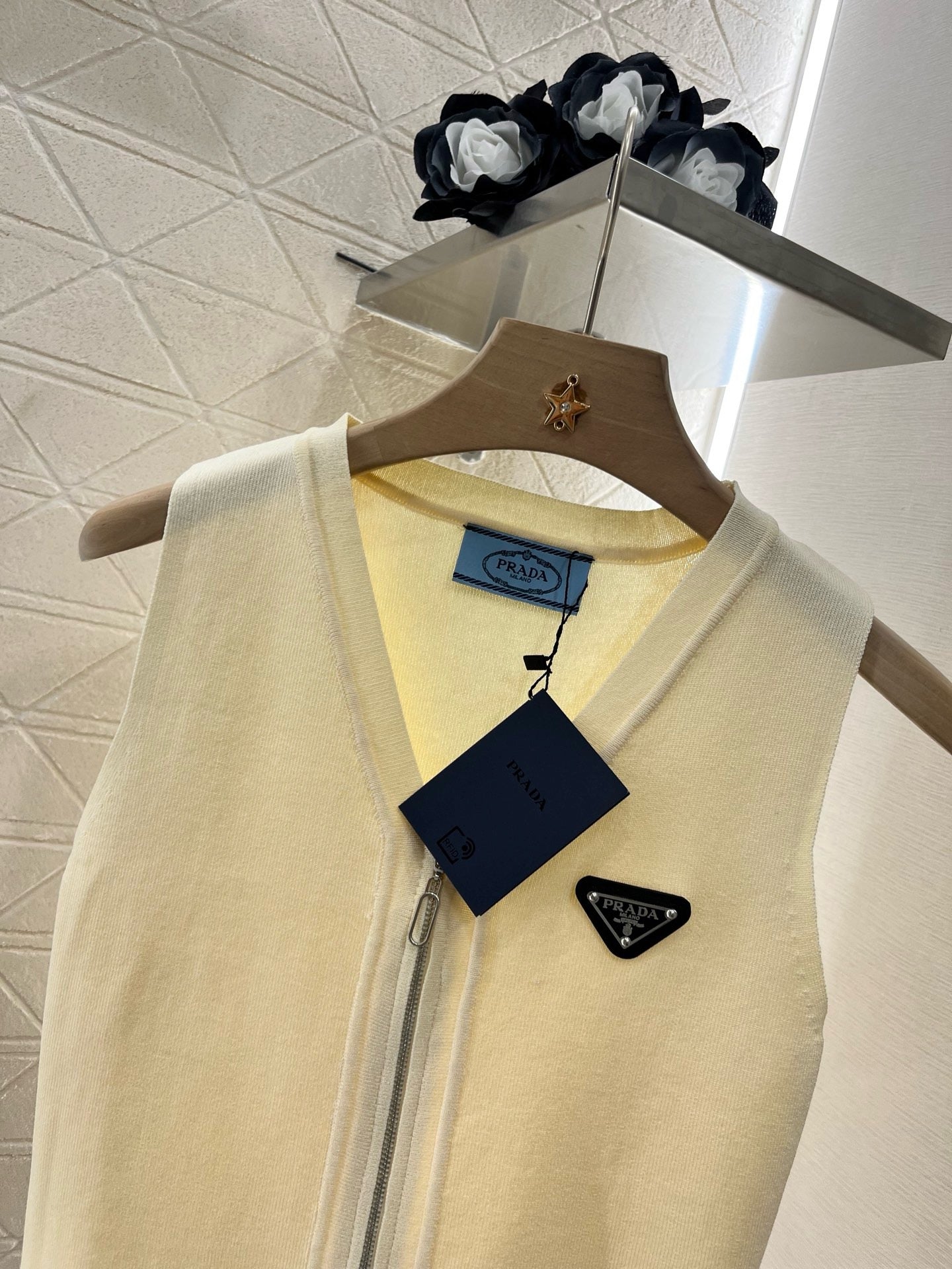 25SS New Arrival Zipper Knit Vest