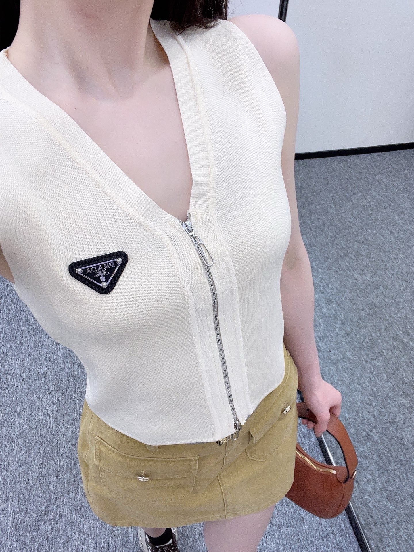 25SS New Arrival Zipper Knit Vest