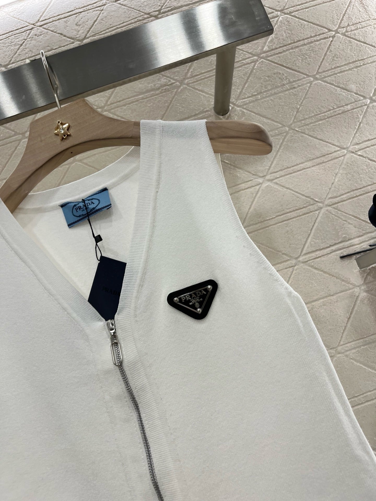 25SS New Arrival Zipper Knit Vest