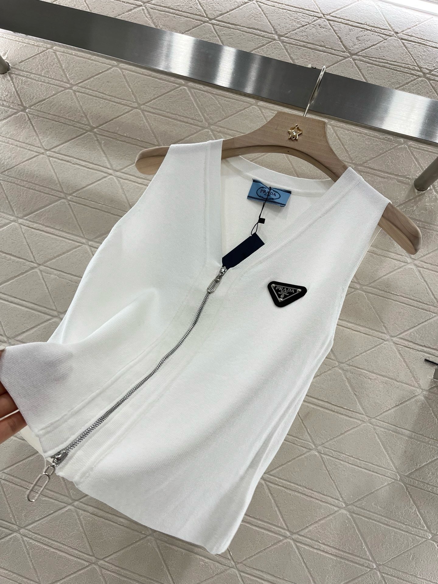 25SS New Arrival Zipper Knit Vest