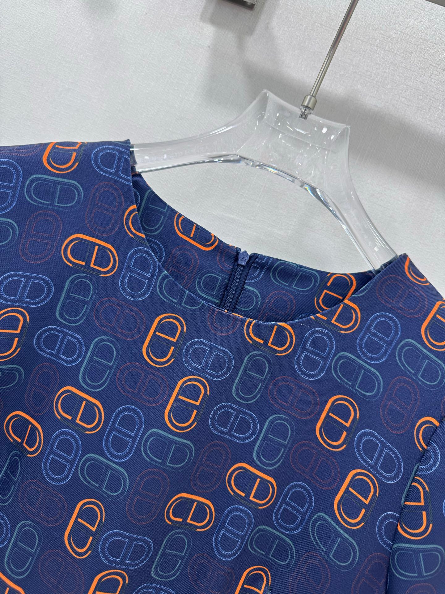 H 25 Printed Short Sleeve Dress