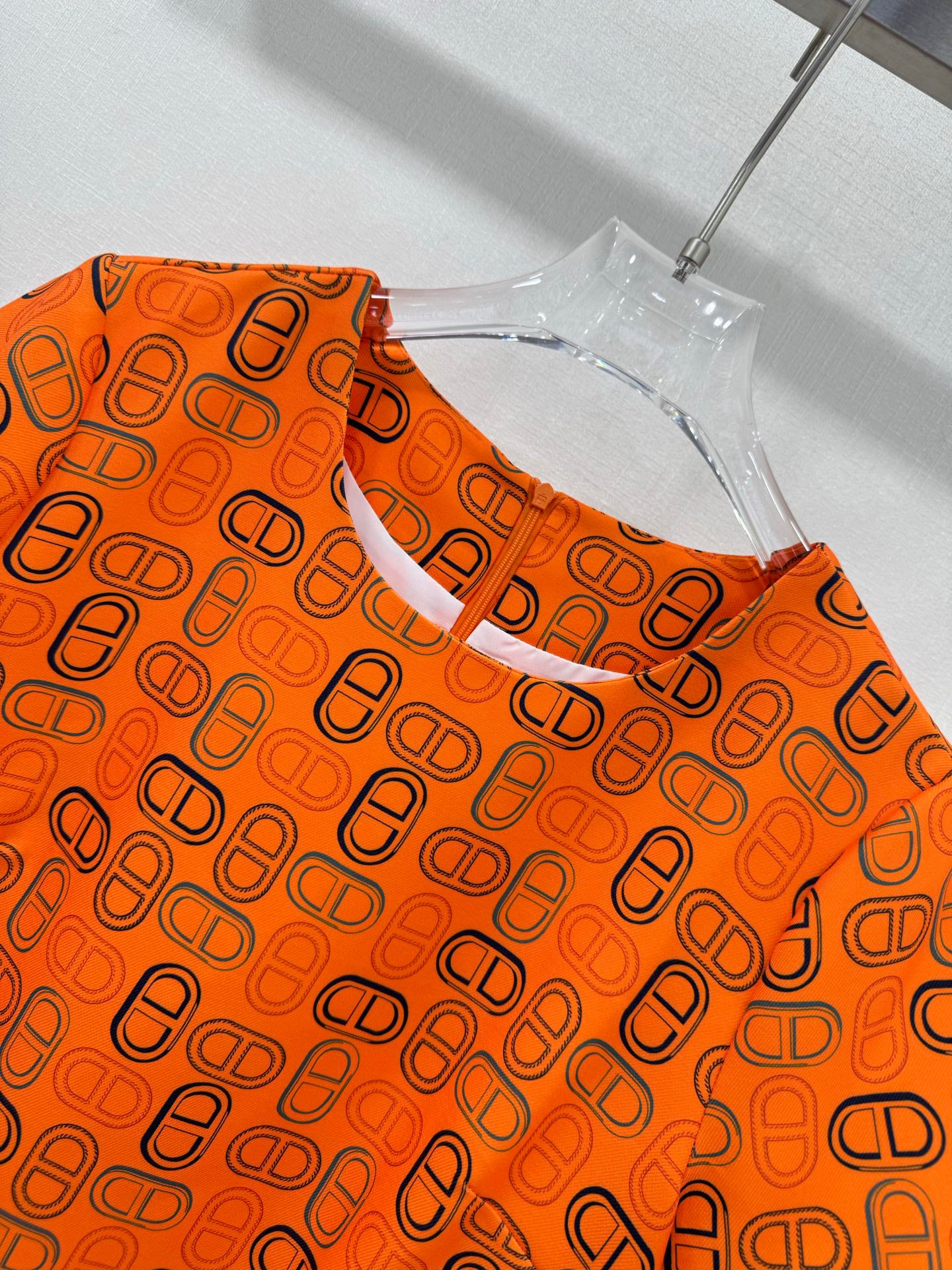 H 25 Printed Short Sleeve Dress