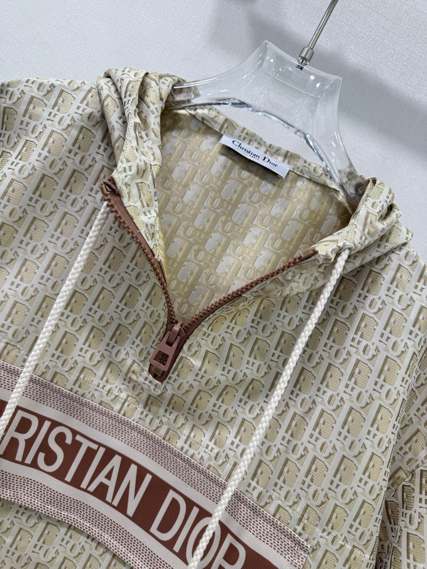 D 25 New summer jacquard jacket + shorts