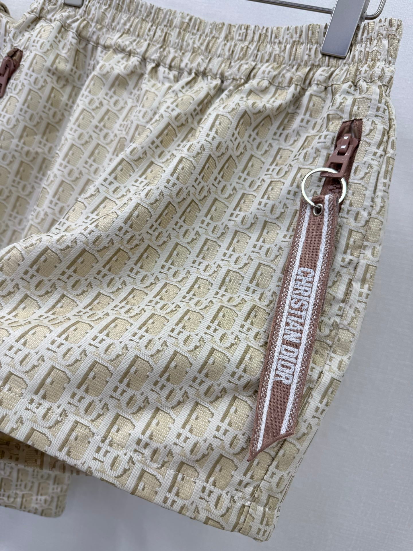 D 25 New summer jacquard jacket + shorts