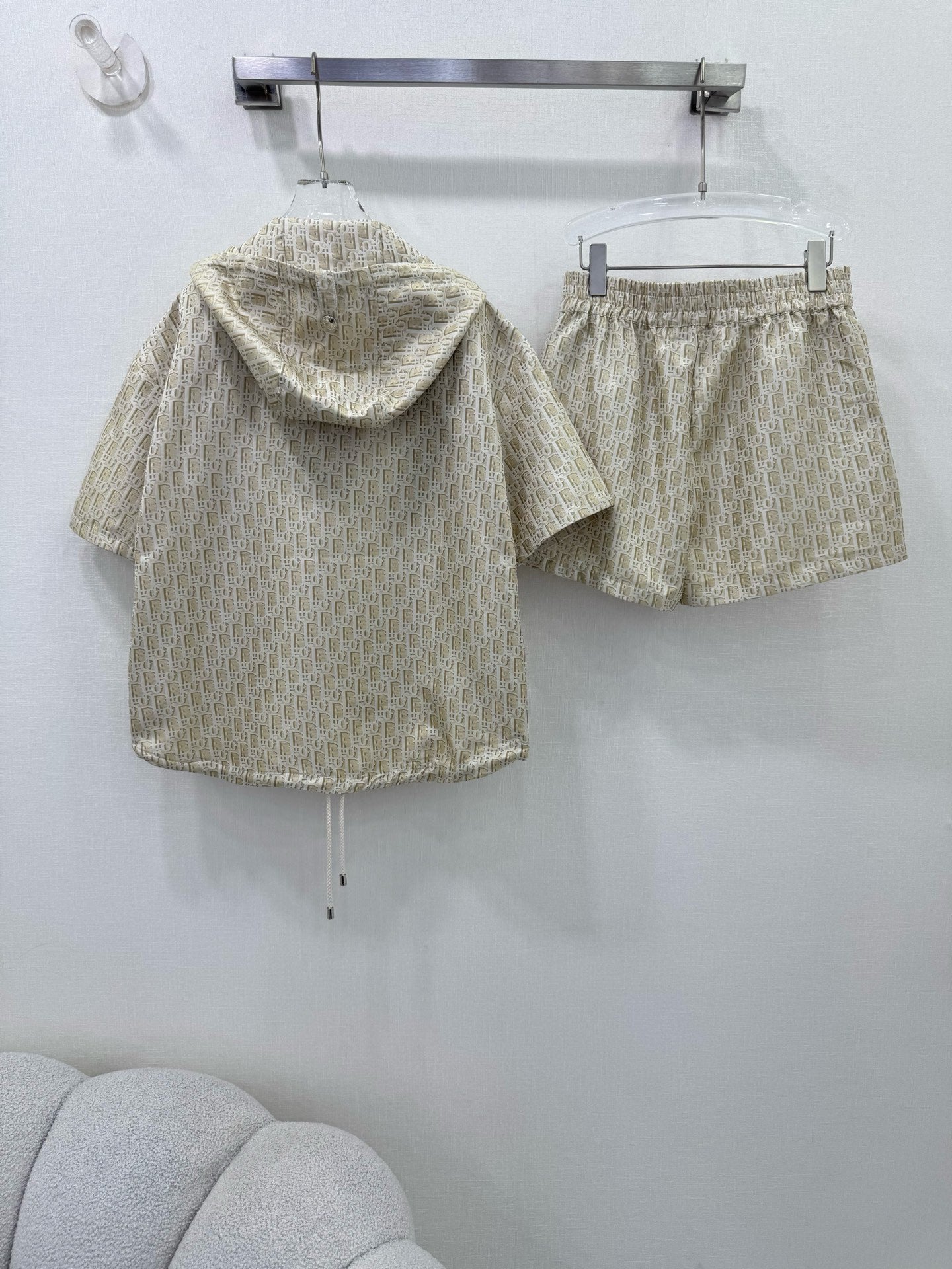 D 25 New summer jacquard jacket + shorts