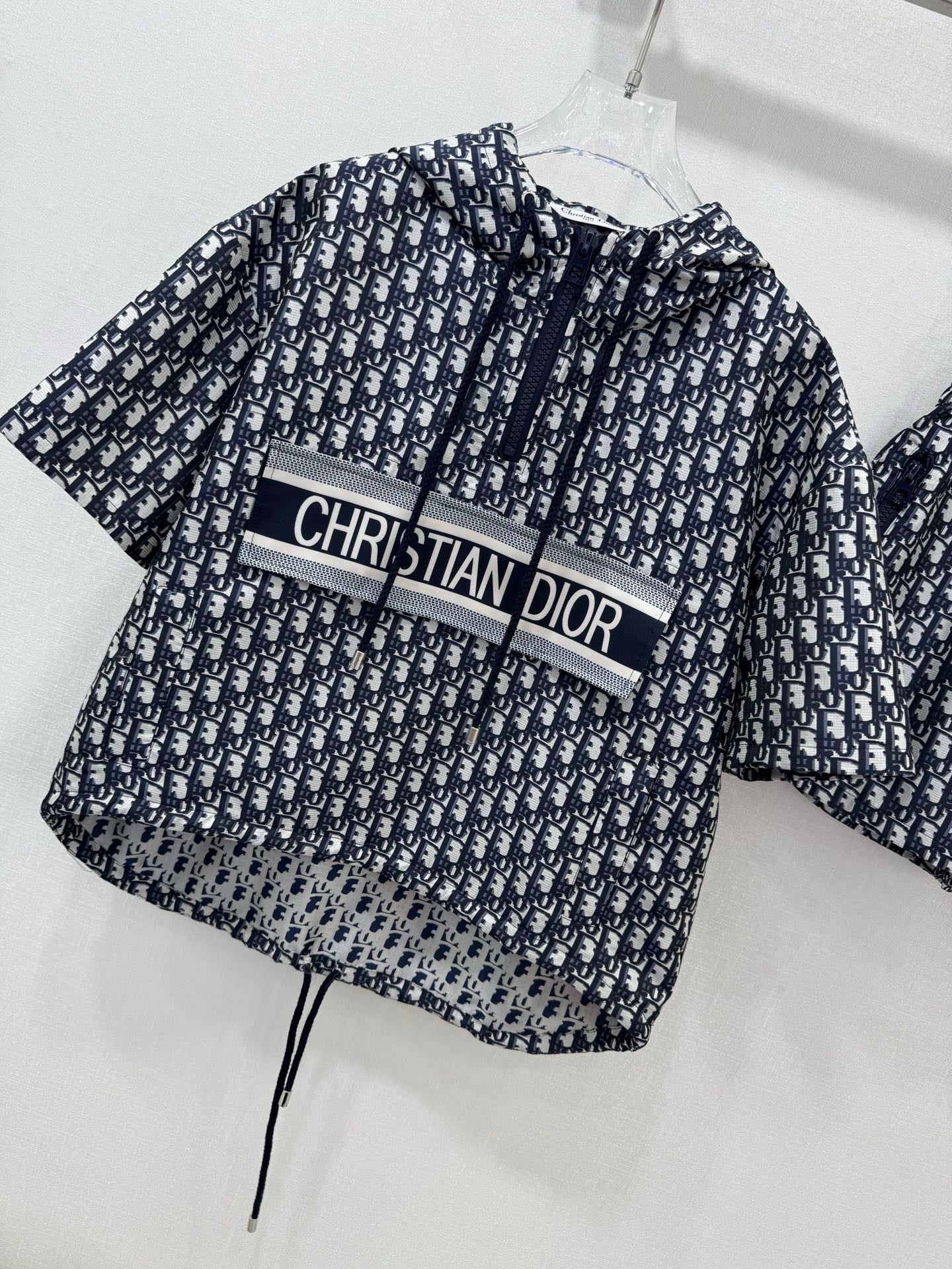 D 25 New summer jacquard jacket + shorts