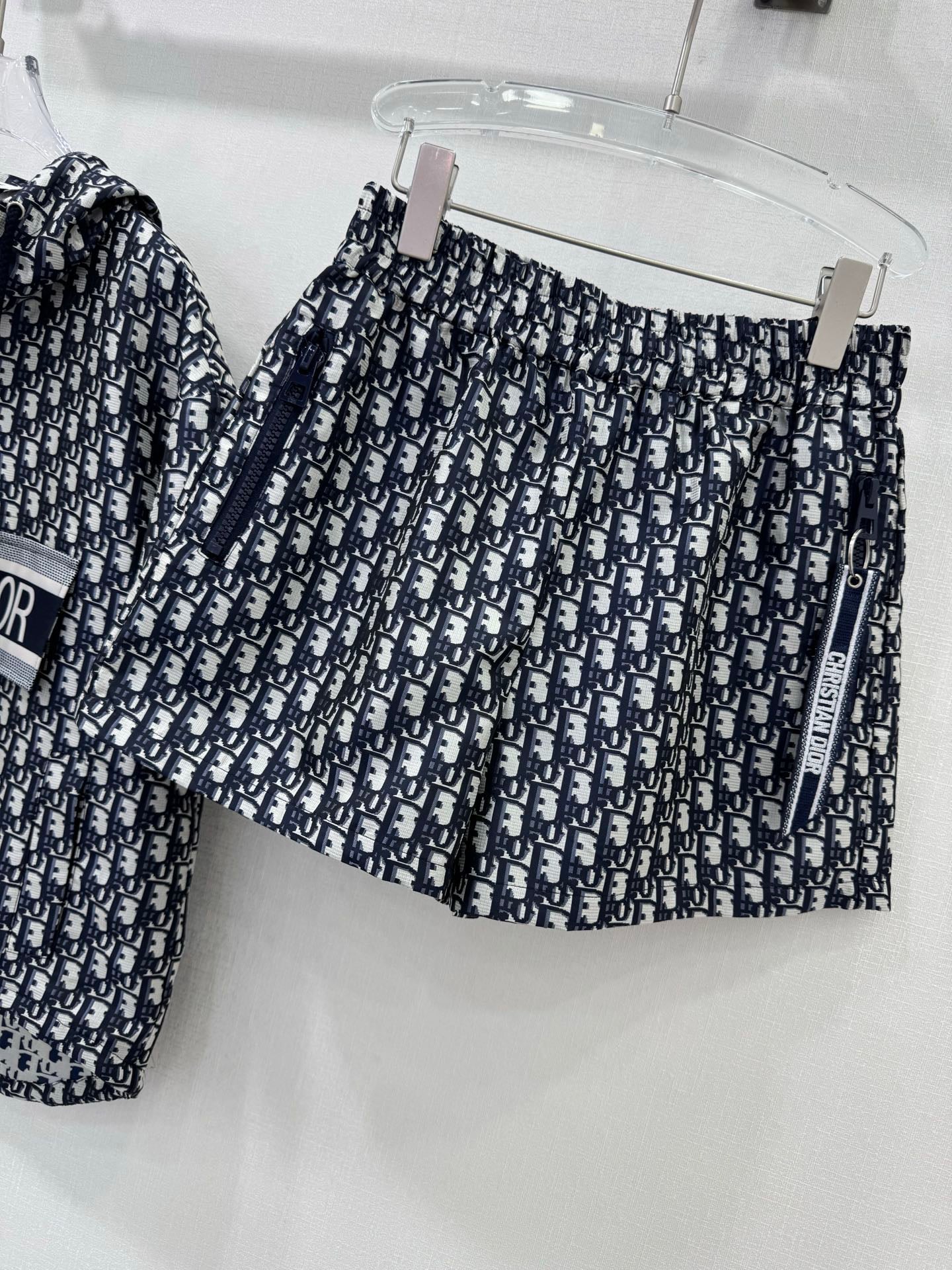 D 25 New summer jacquard jacket + shorts