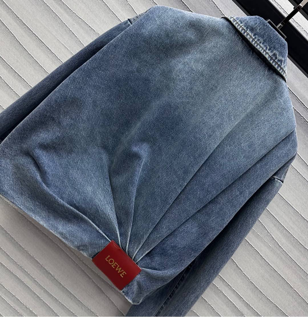 25 Leather Label Frayed Denim Jacket