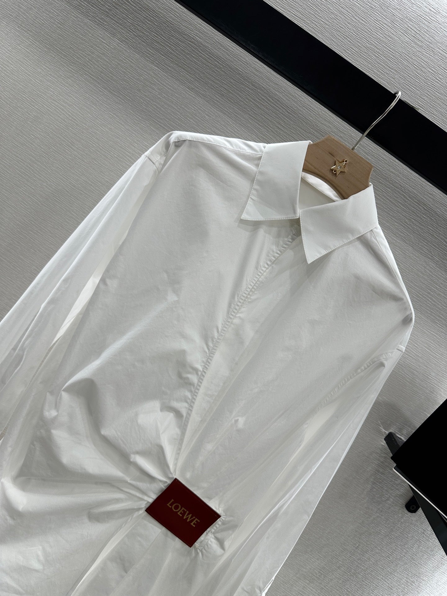 L 25 Irregular Leather Tag Shirt