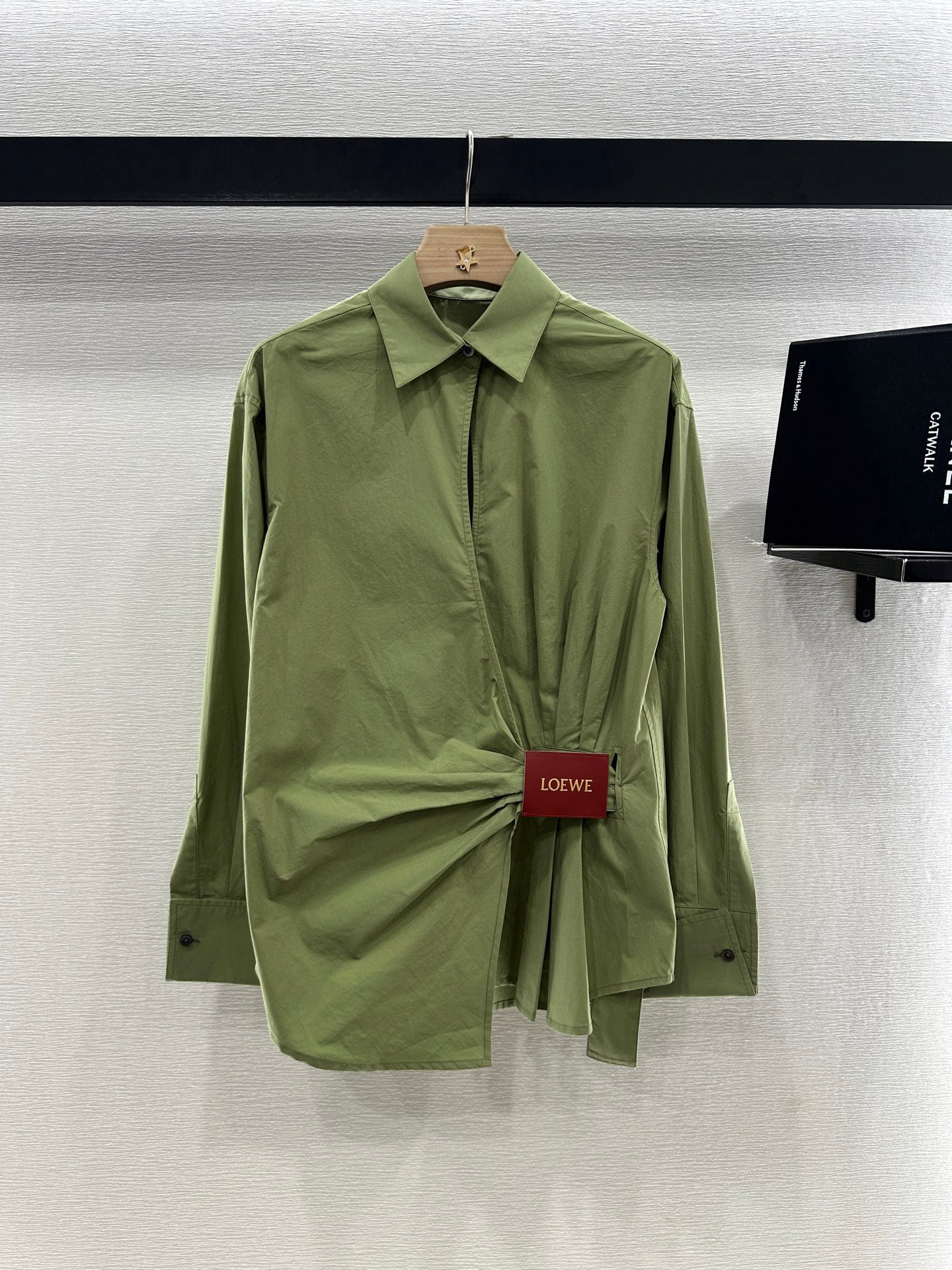 L 25 Irregular Leather Tag Shirt