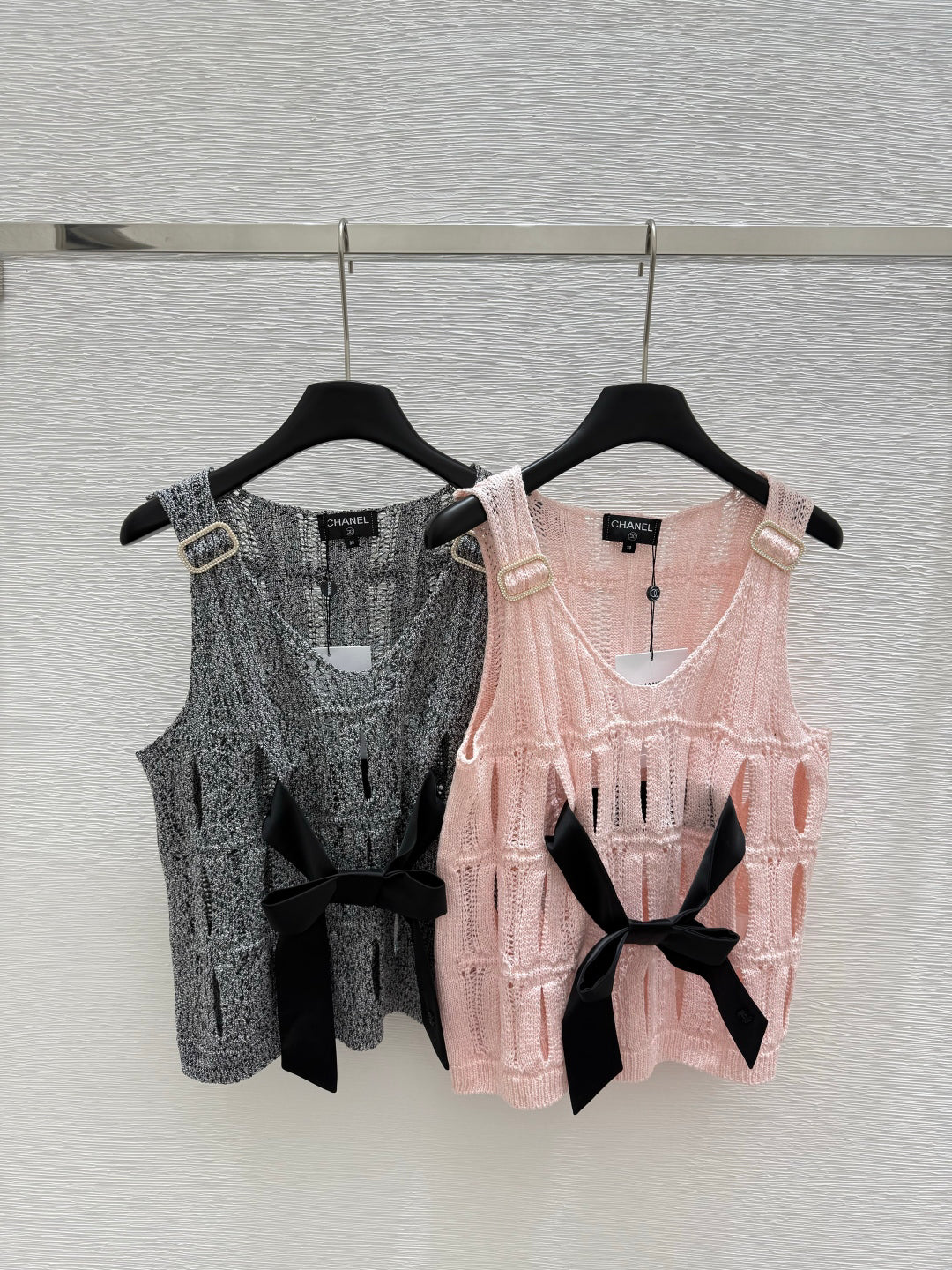 25ss Bow hollow knitted vest