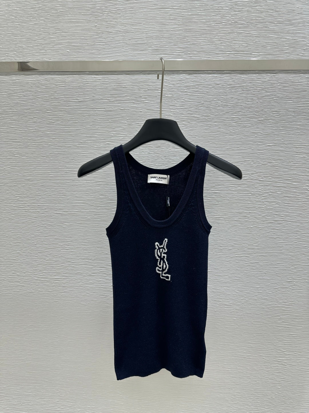 25ss Large round neck contrasting pattern knitted vest