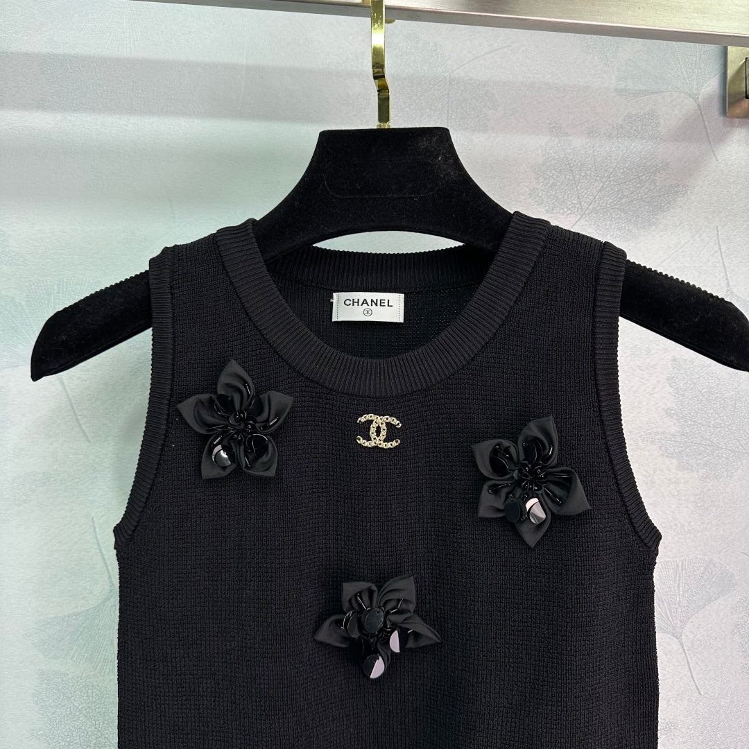 25ss 3D camellia embellishment vest