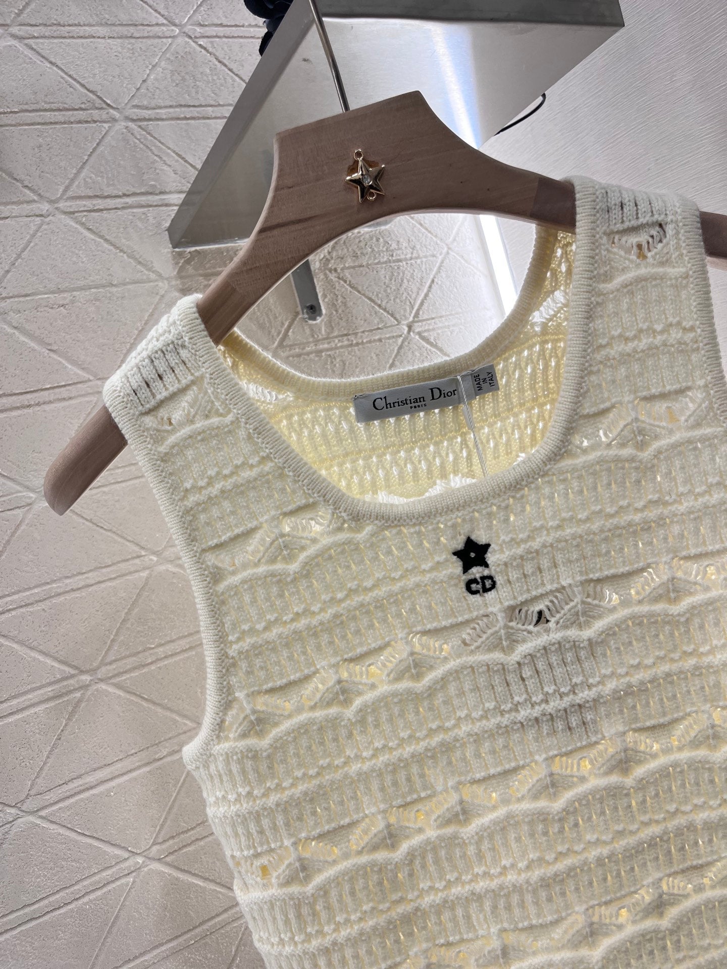 25ss Hollow knit vest