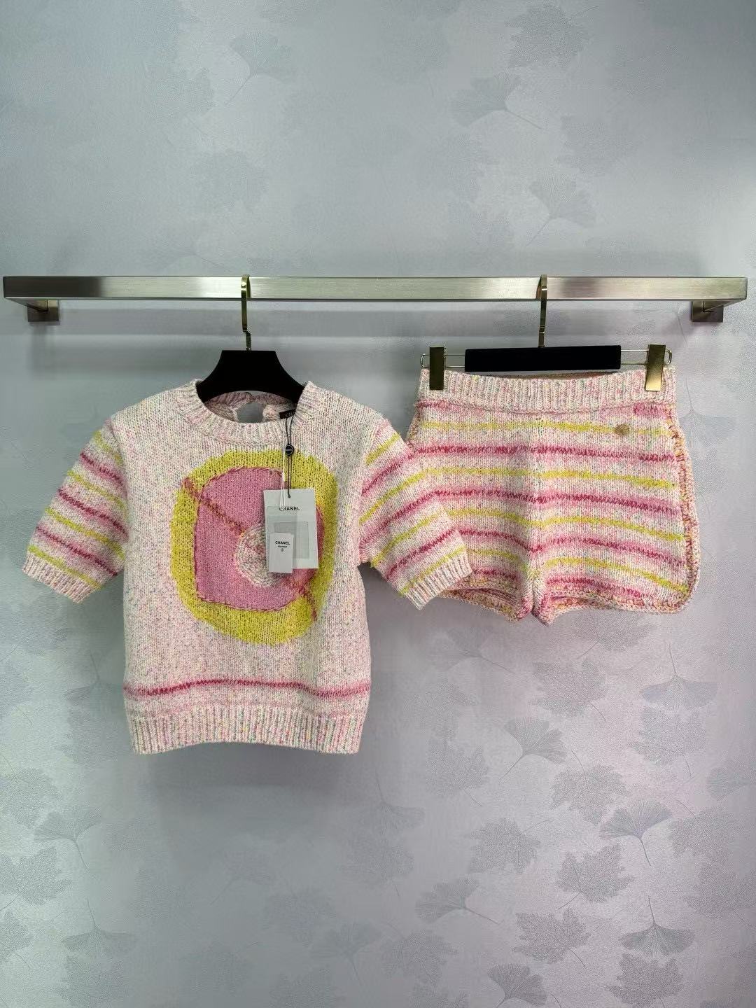 25ss Color blocked knitted suit