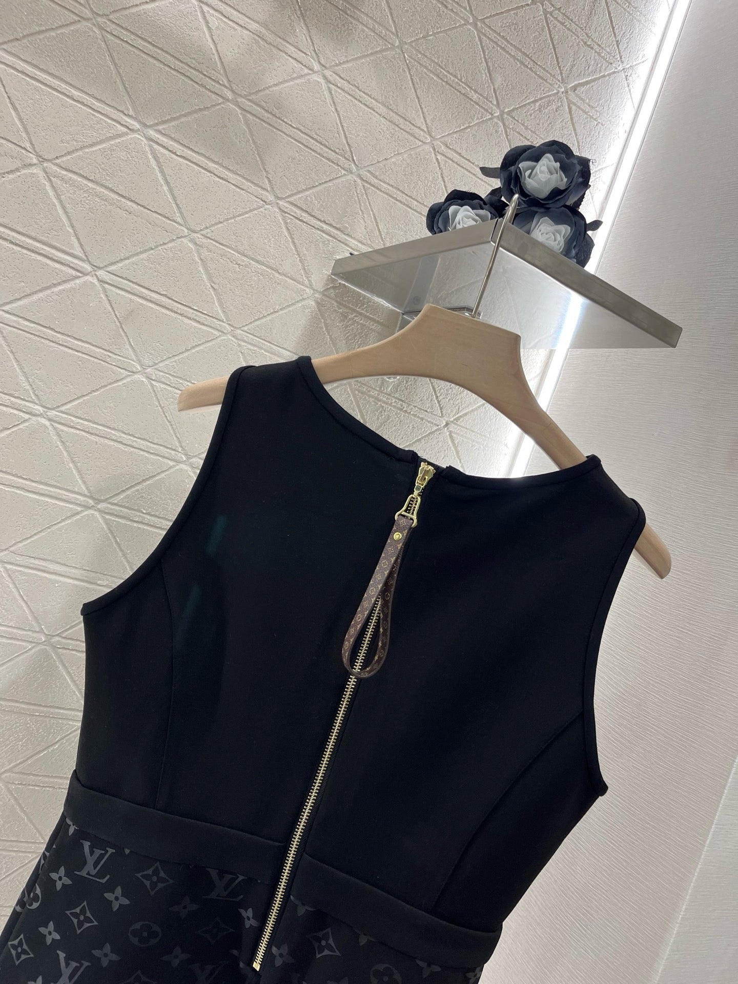 25SS New Sleeveless Waist Suit Cotton Material