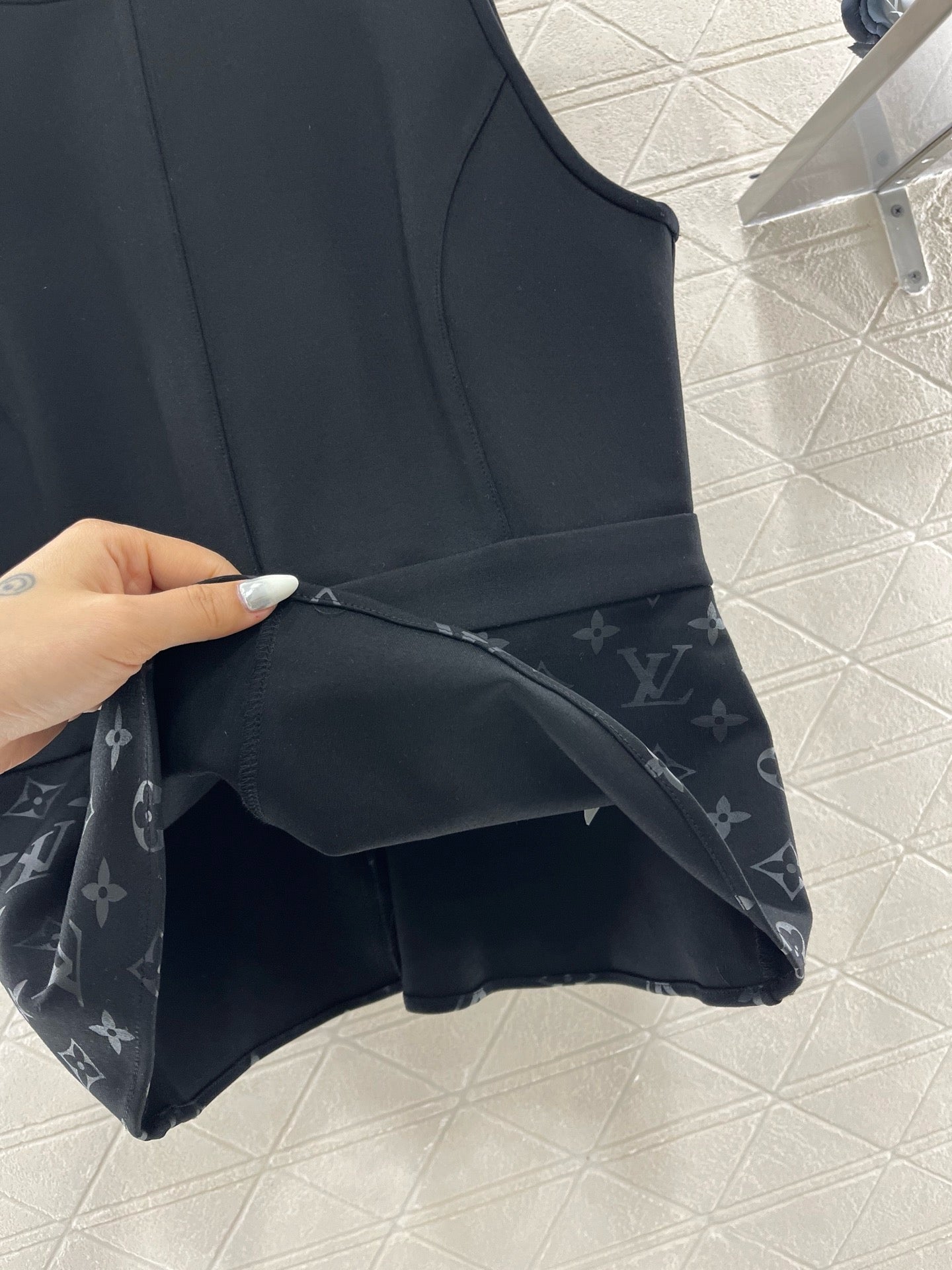 25SS New Sleeveless Waist Suit Cotton Material