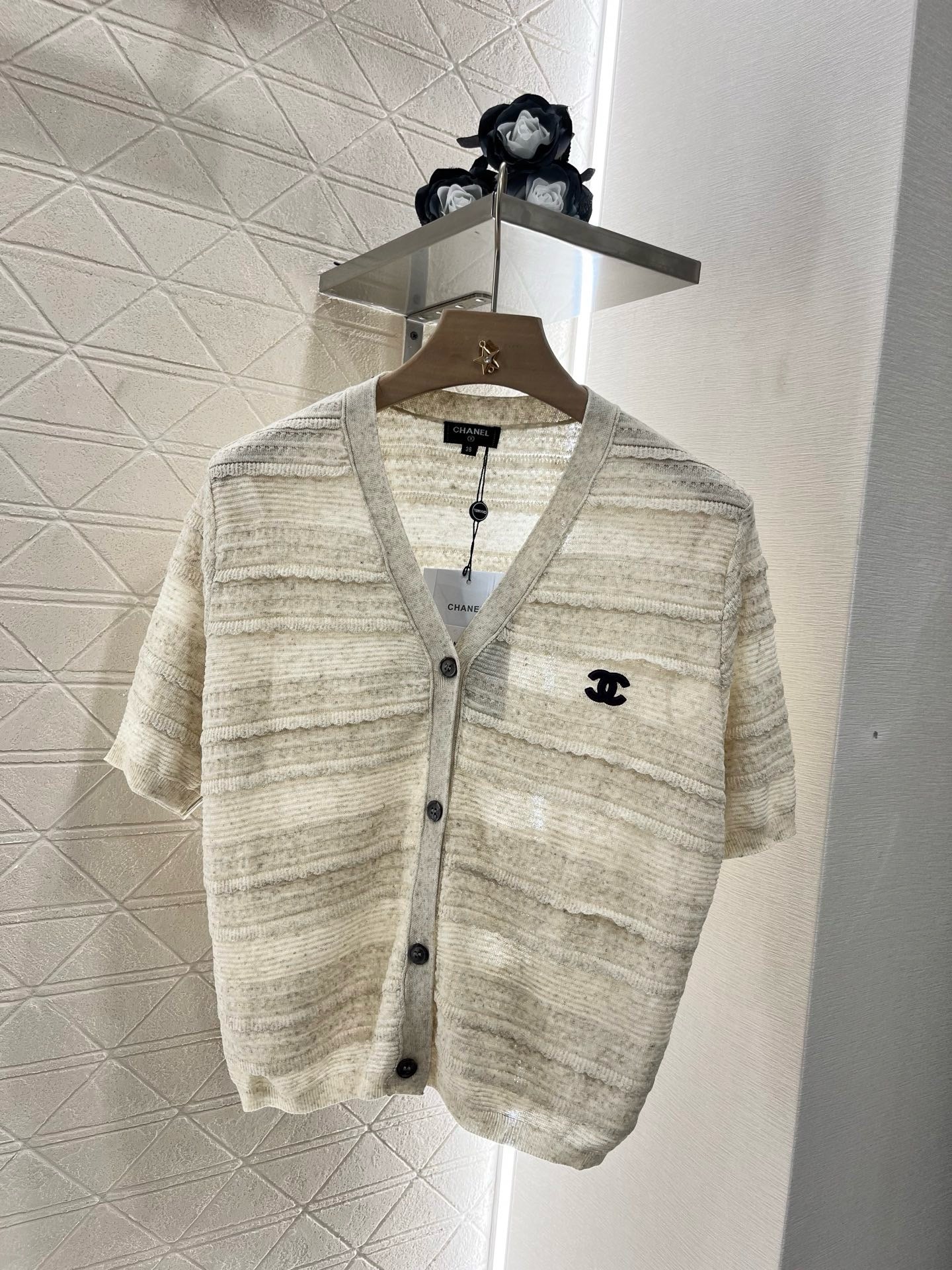 25SS New Lace V-neck Short Sleeve Sweater