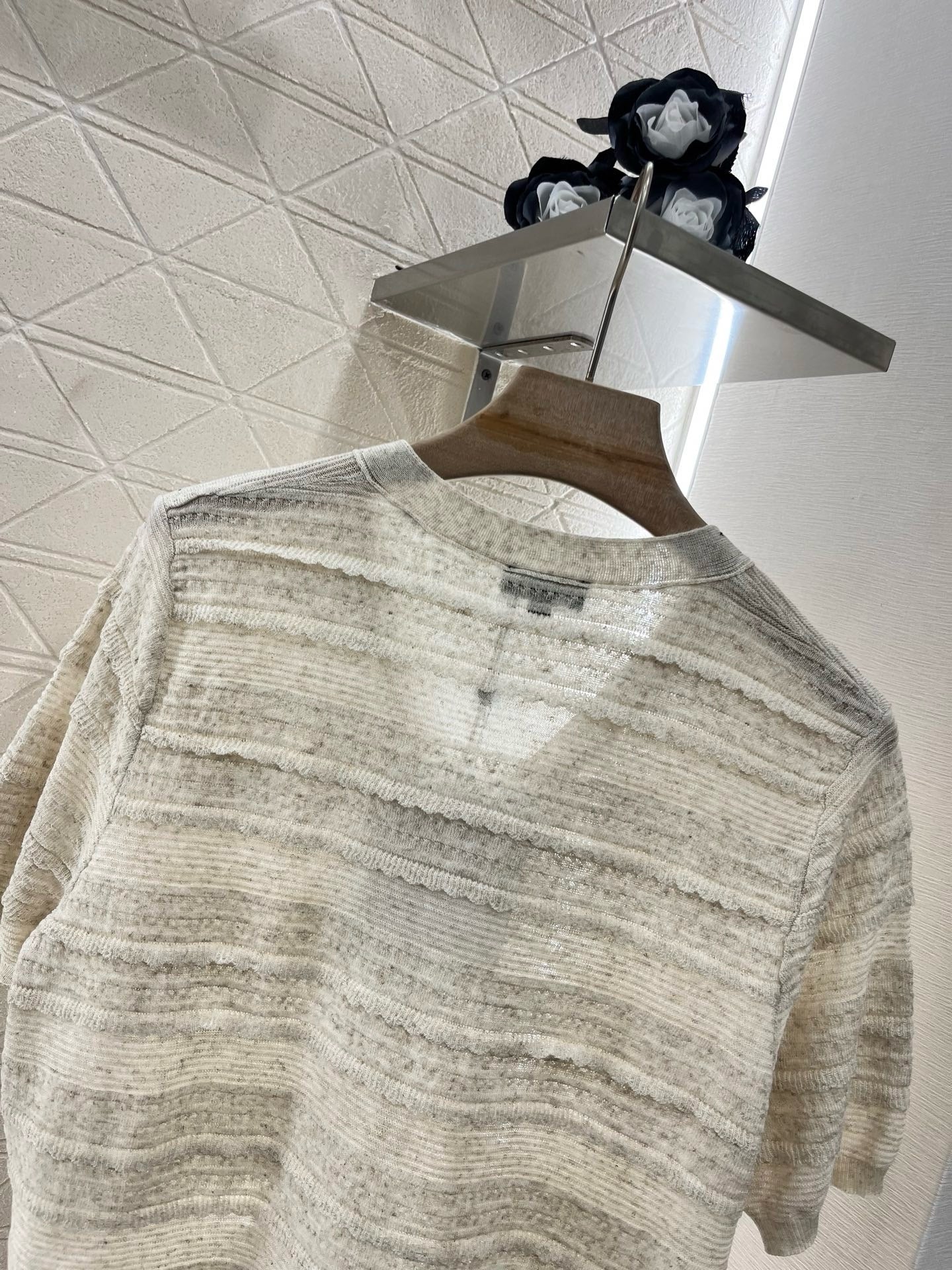 25SS New Lace V-neck Short Sleeve Sweater
