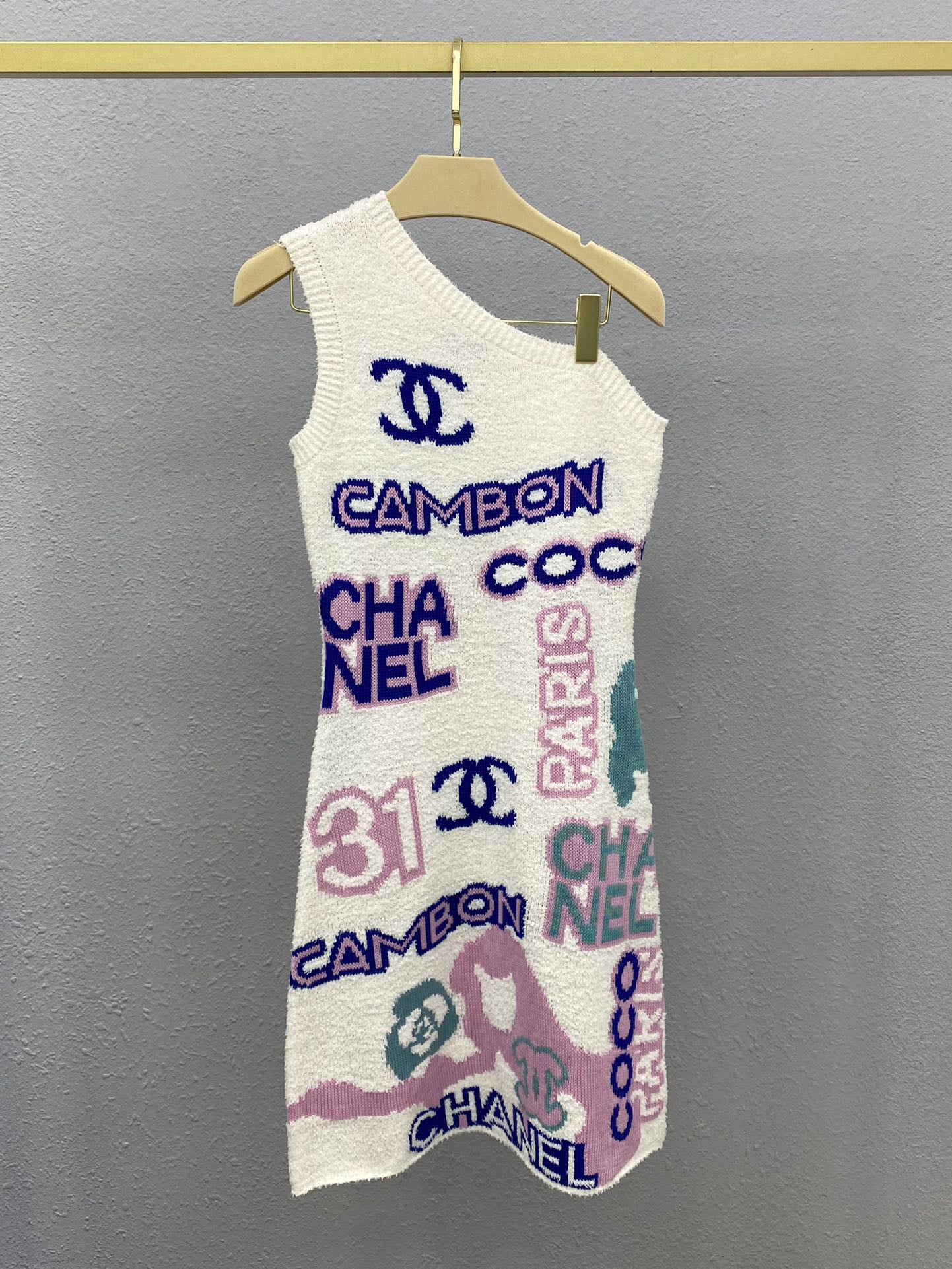 Logo jacquard sloping shoulder vest dress