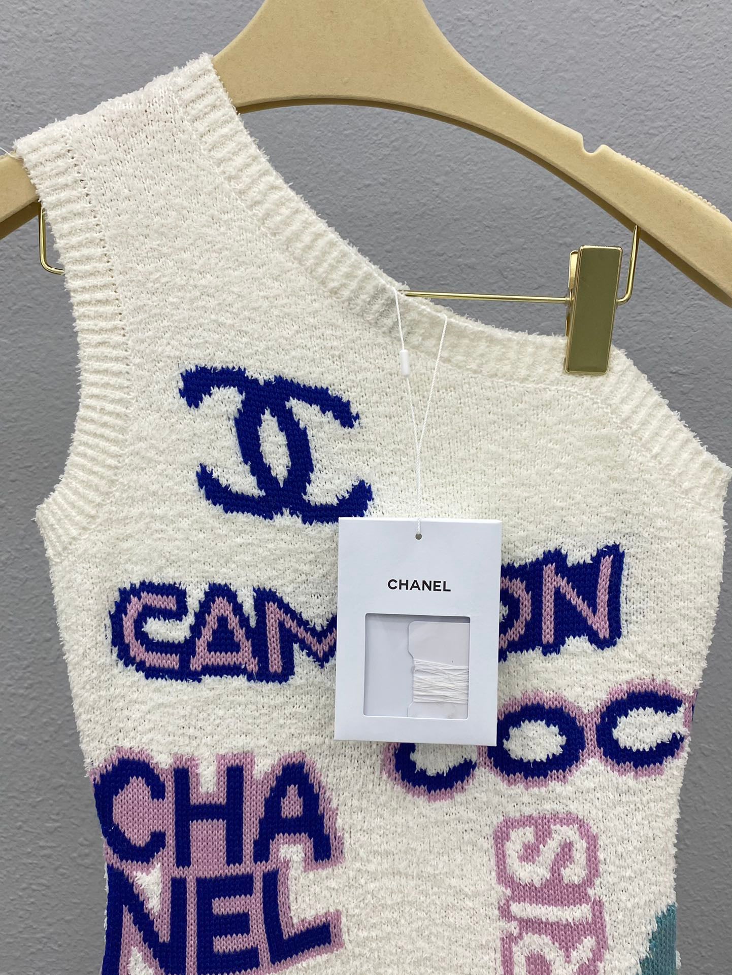Logo jacquard sloping shoulder vest dress