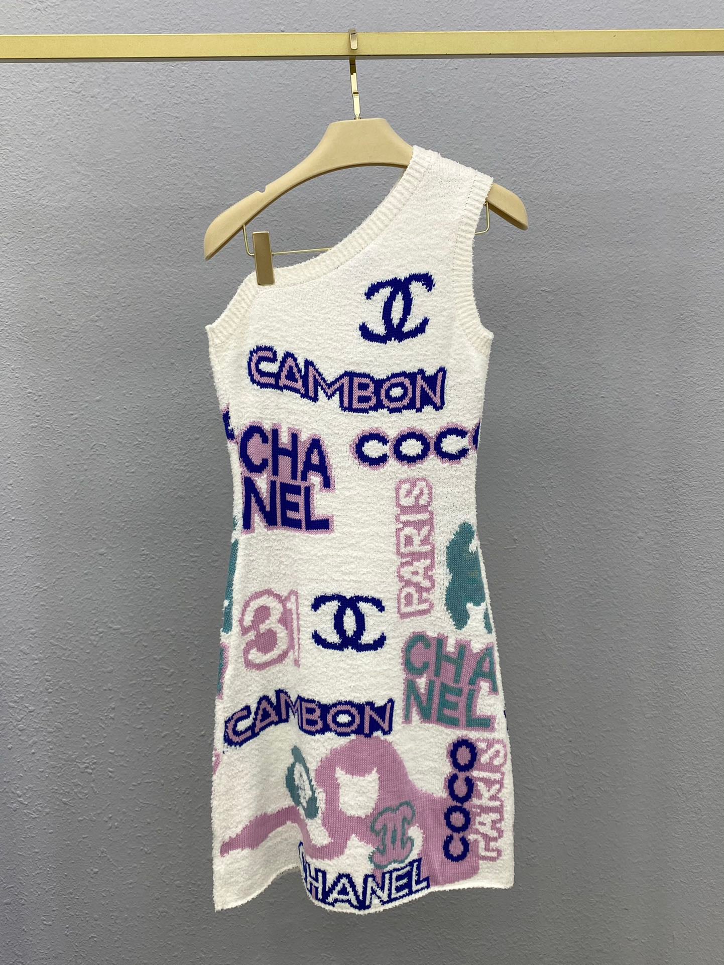 Logo jacquard sloping shoulder vest dress