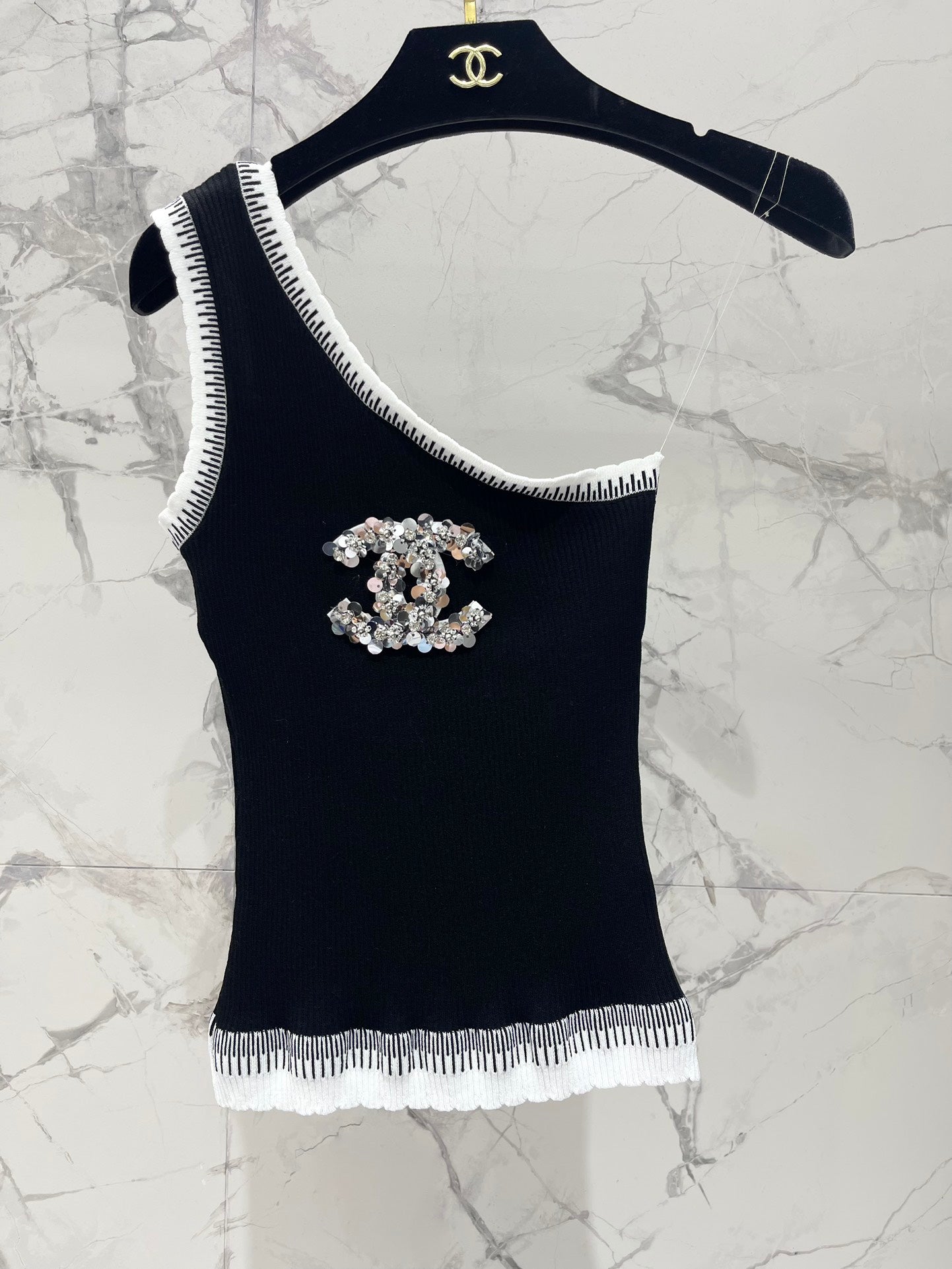 25ss Color blocked diagonal shoulder sleeveless ice silk knit