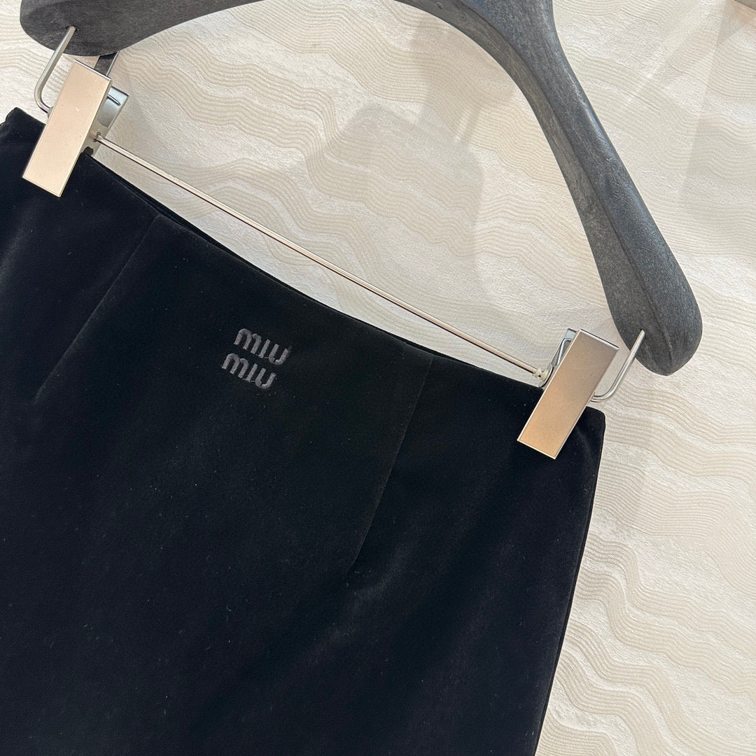 25SS Velvet strapless mini outfit with high waisted skirt set