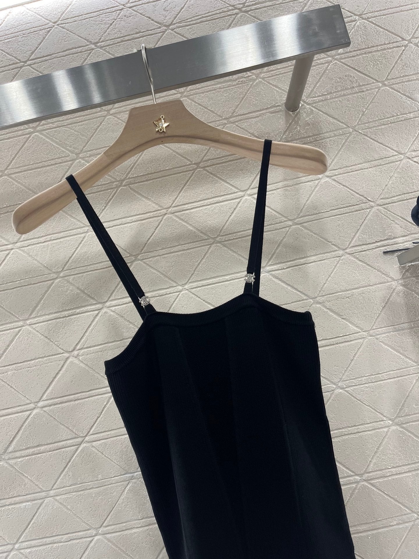 2025 new knitted slim-fitting suspender skirt