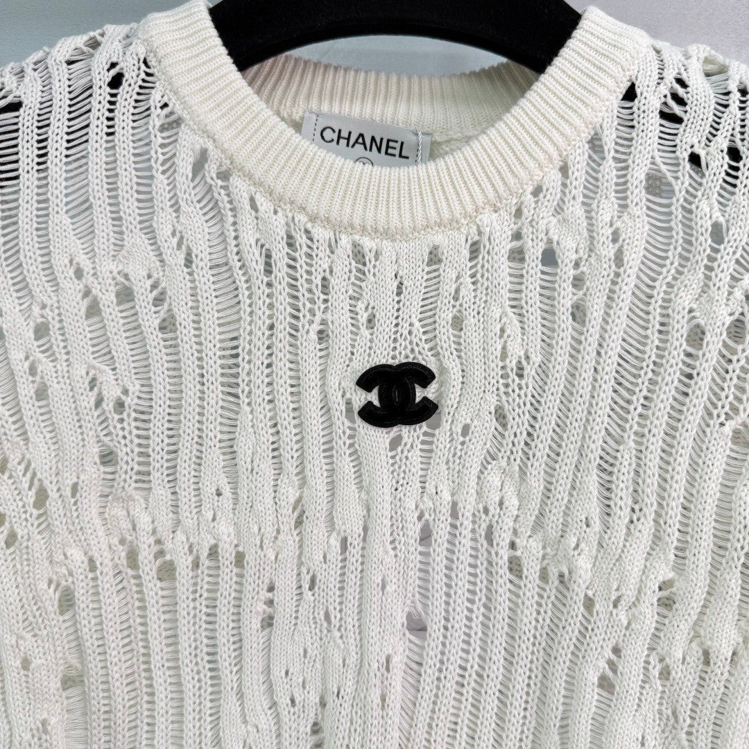 25 Cut-out Lace Knit Short Sleeve