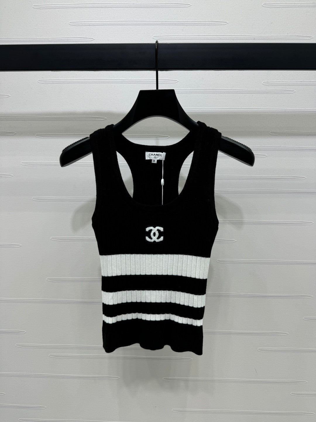 25 Colorblocked Striped Knit Vest