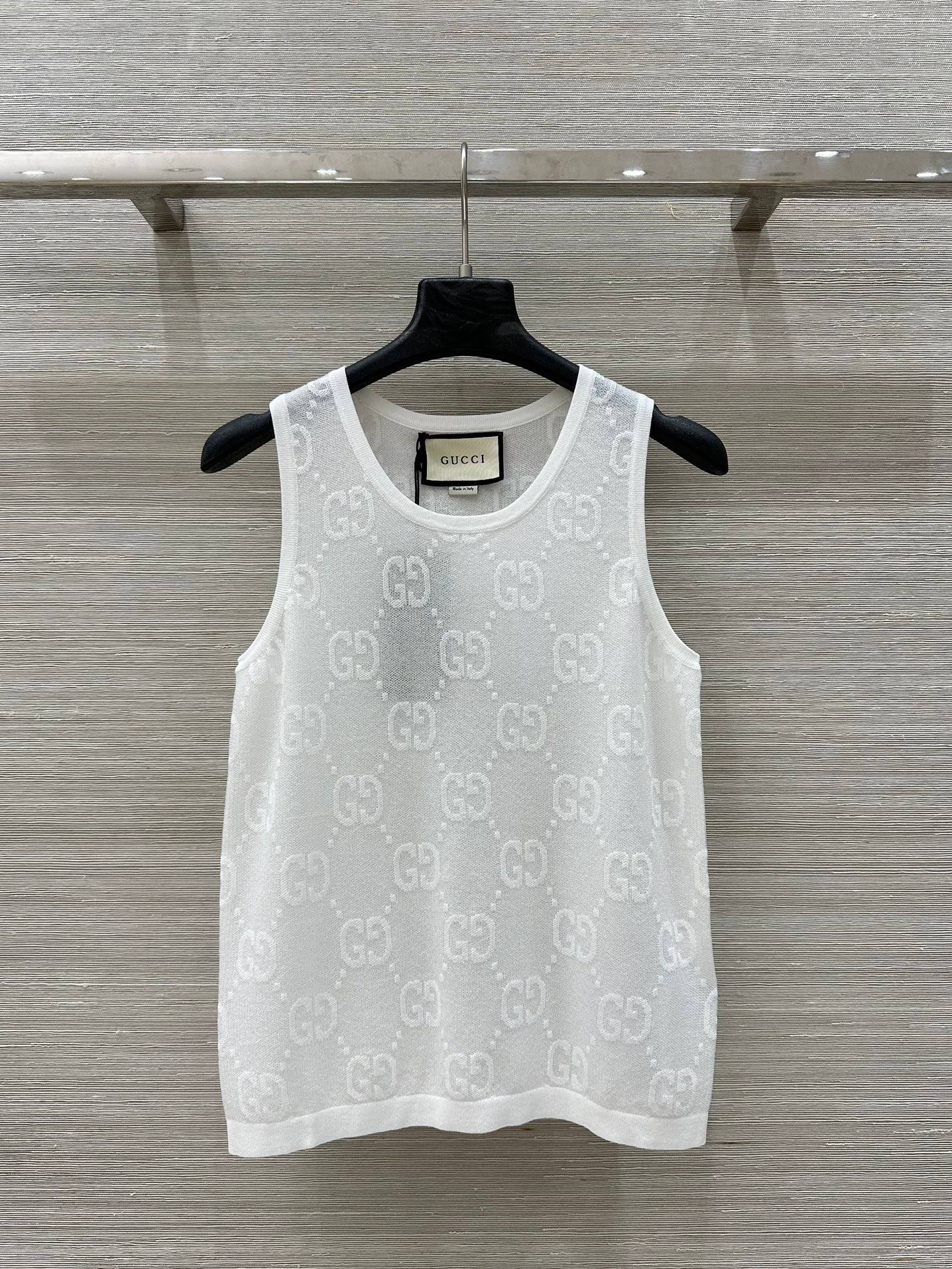 25 Embroidered Jacquard Mesh Vest Top
