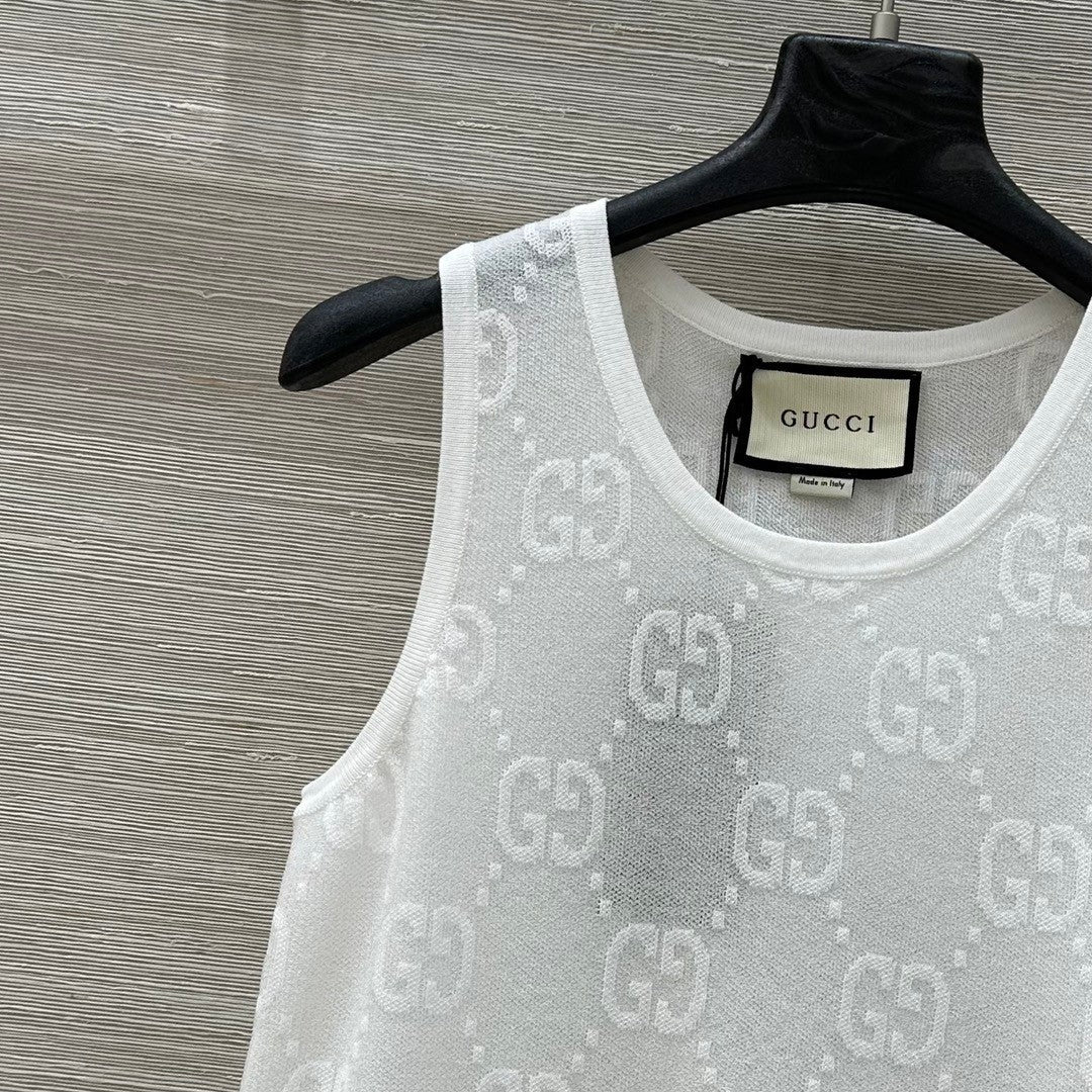 25 Embroidered Jacquard Mesh Vest Top