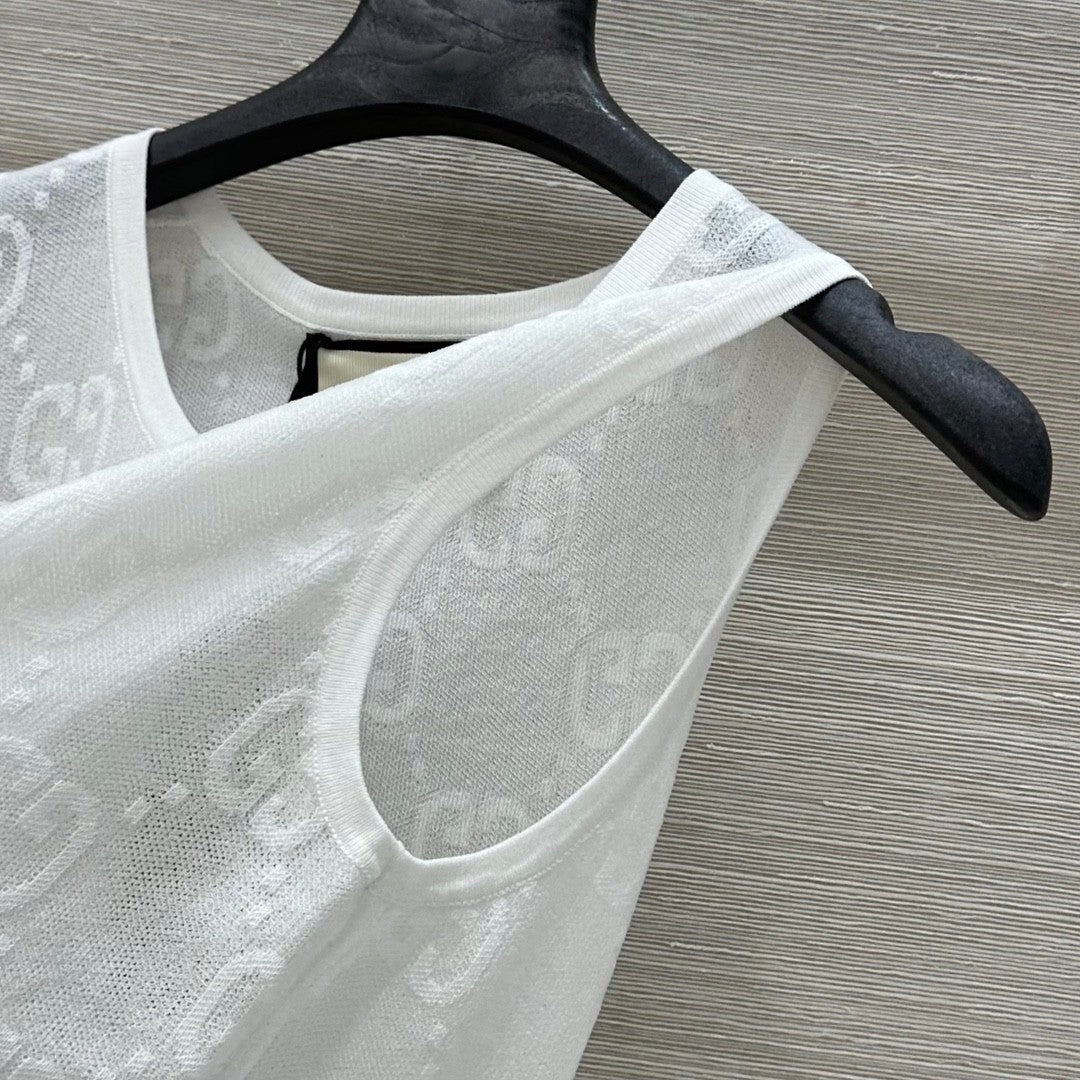 25 Embroidered Jacquard Mesh Vest Top