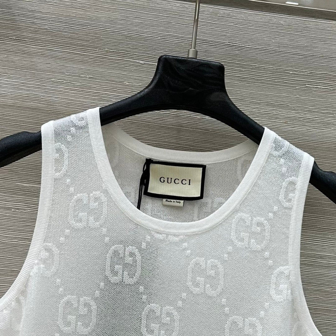 25 Embroidered Jacquard Mesh Vest Top