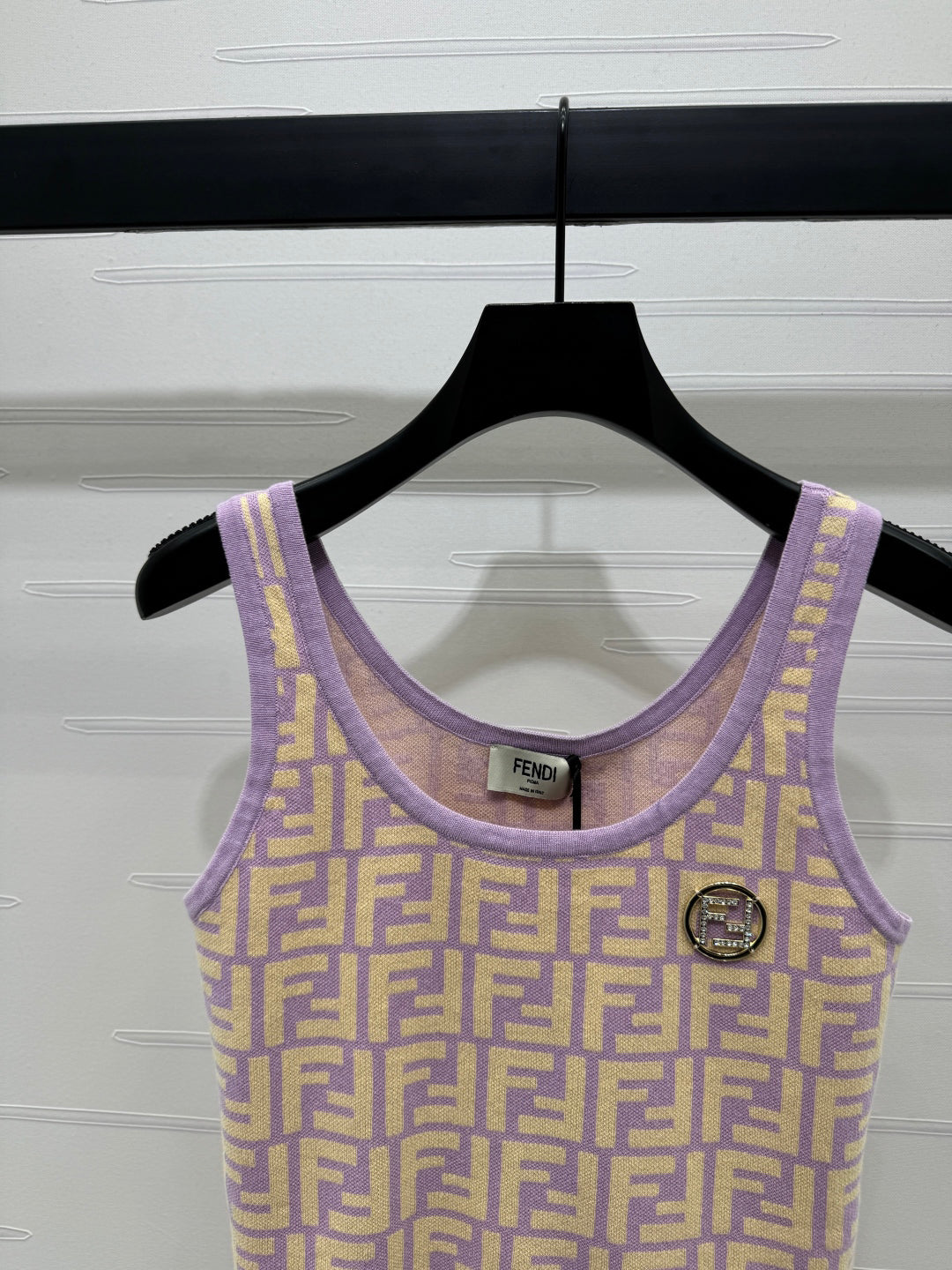 25 Spring and Summer Jacquard Letter Knitted Vest