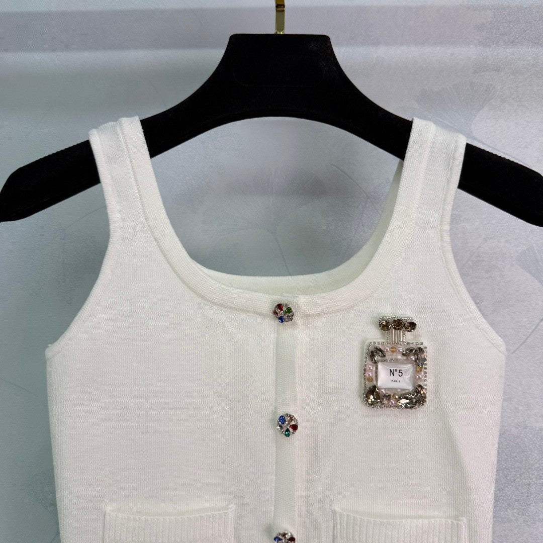 2025 spring and summer new white perfume bottle sticker diamond knitted camisole
