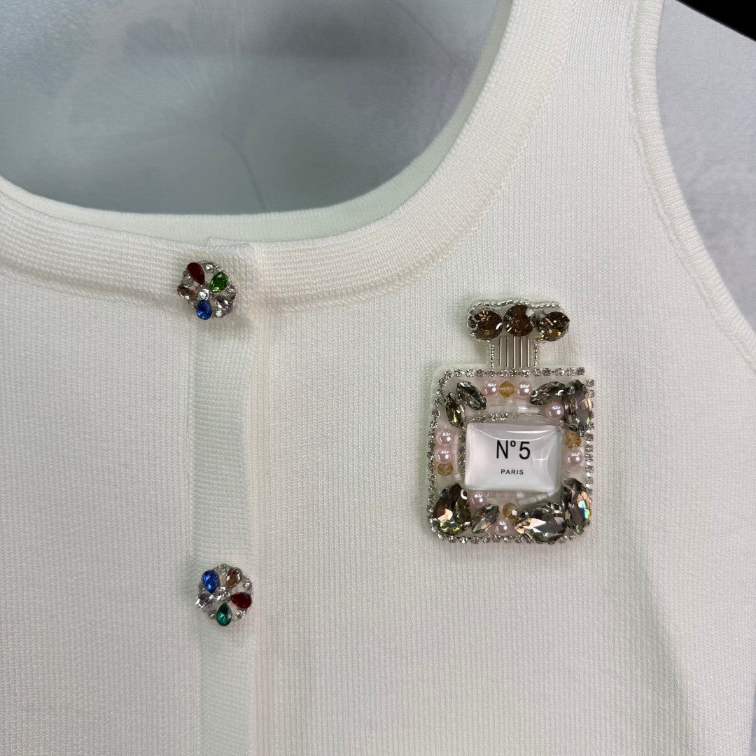 2025 spring and summer new white perfume bottle sticker diamond knitted camisole