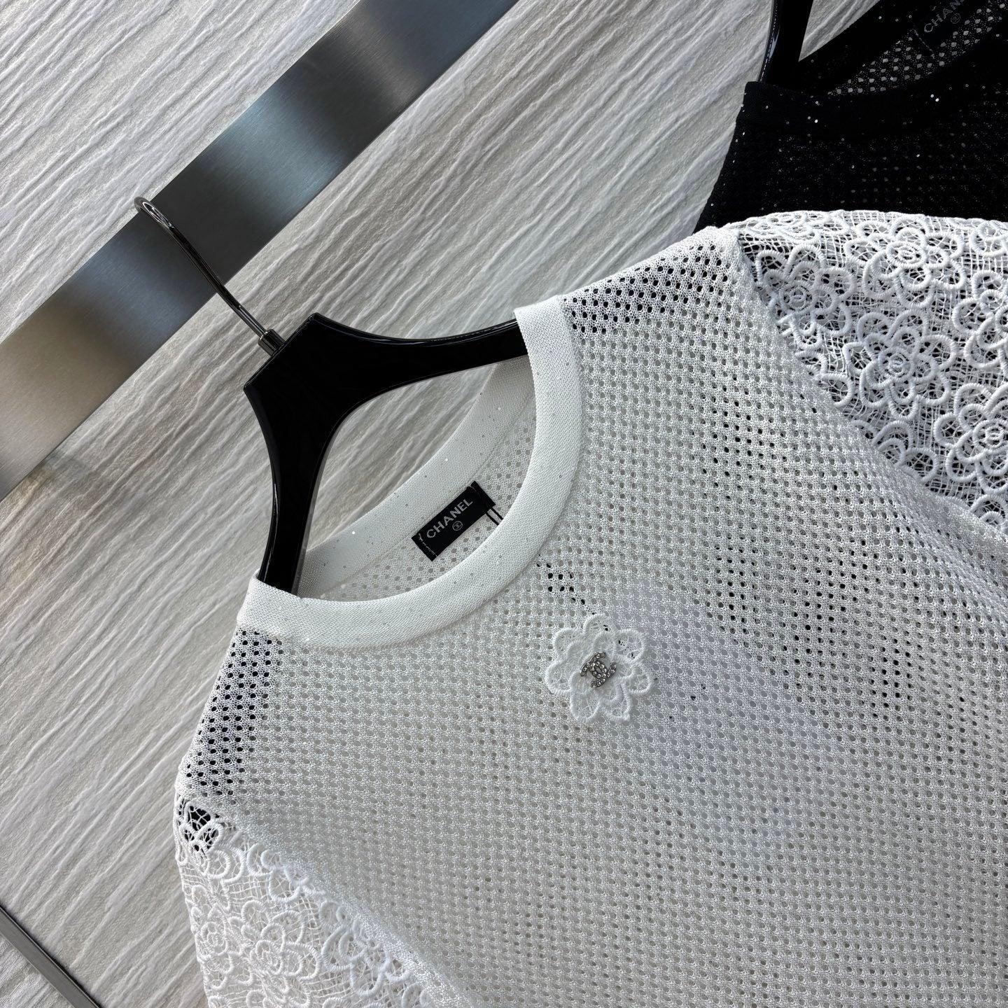 25 spring and summer jacket with hollowed-out short sleeves