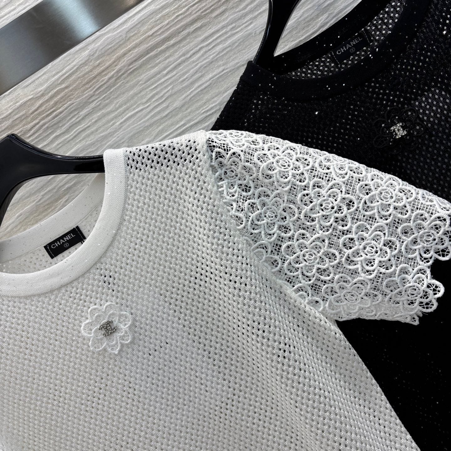 25 spring and summer jacket with hollowed-out short sleeves
