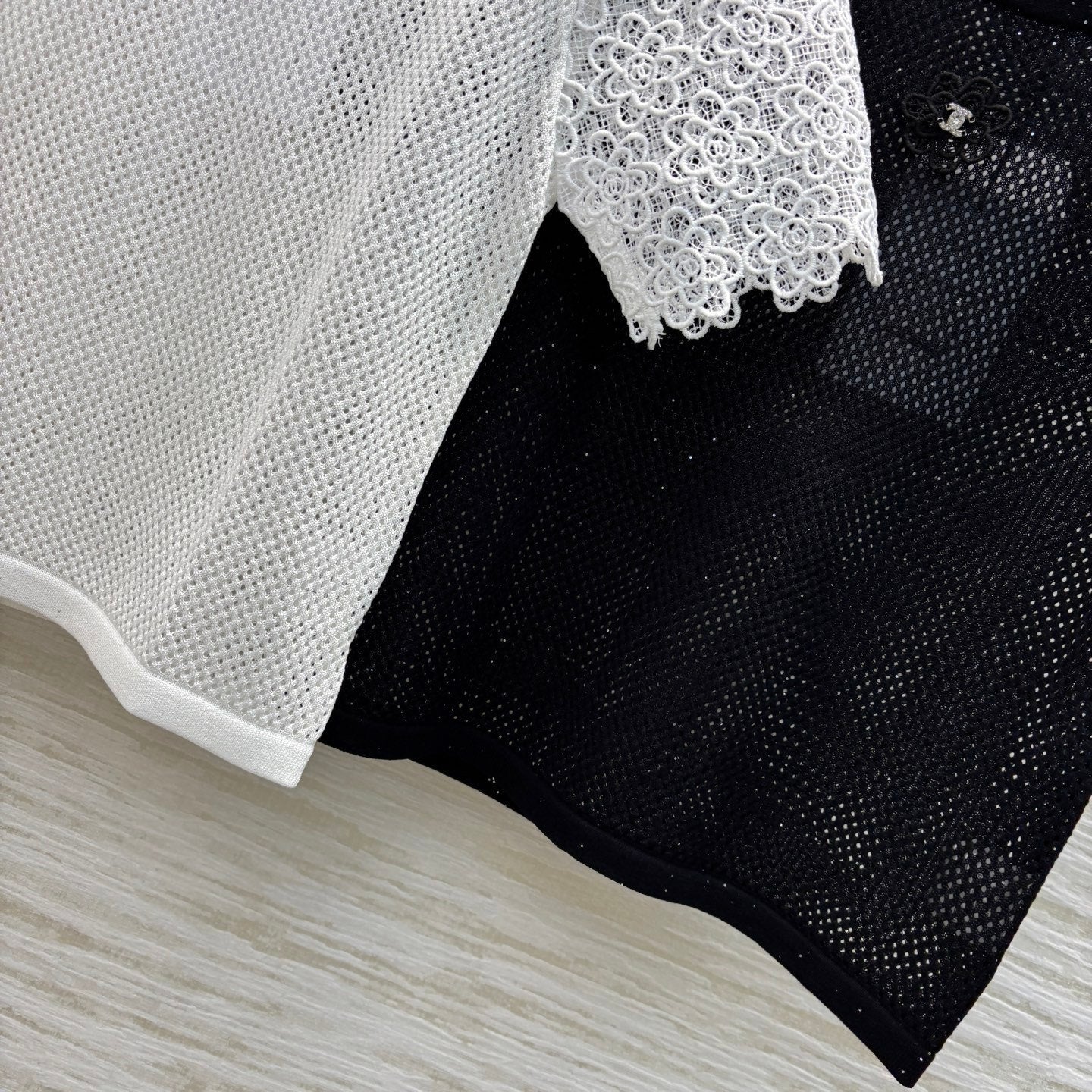 25 spring and summer jacket with hollowed-out short sleeves