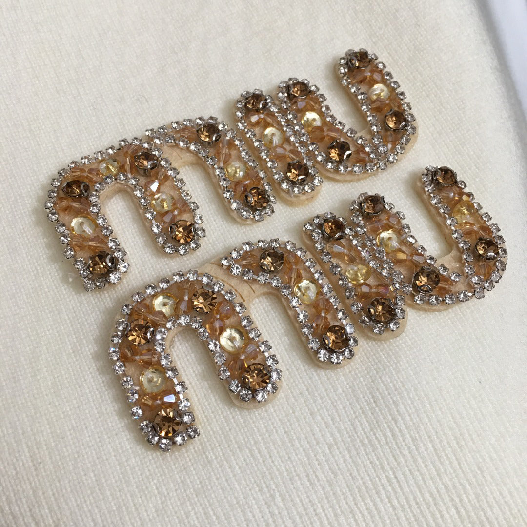 25Logo sticker slim knit vest