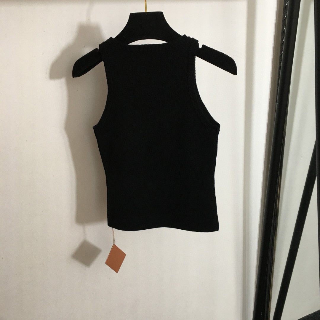 25Logo sticker slim knit vest