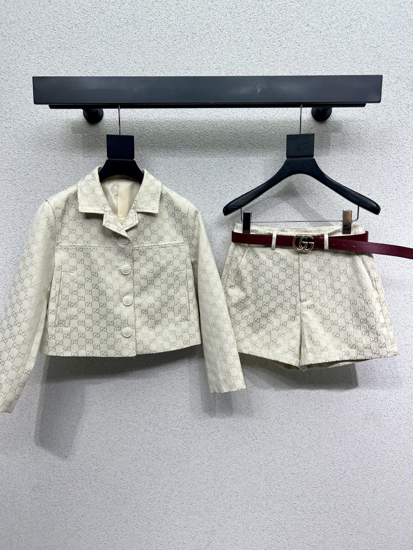 Classic jacquard jacket + matching shorts set