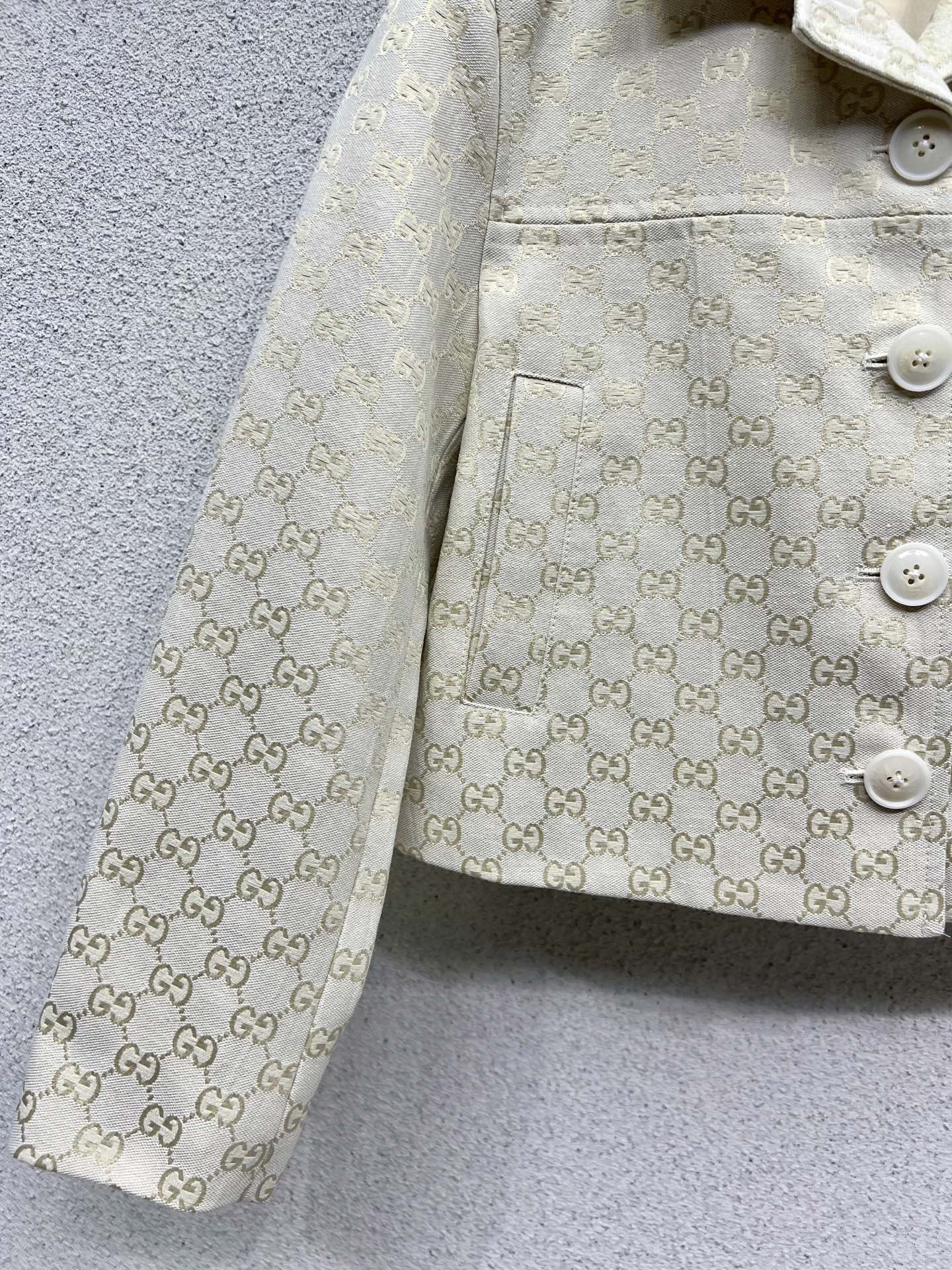 Classic jacquard jacket + matching shorts set