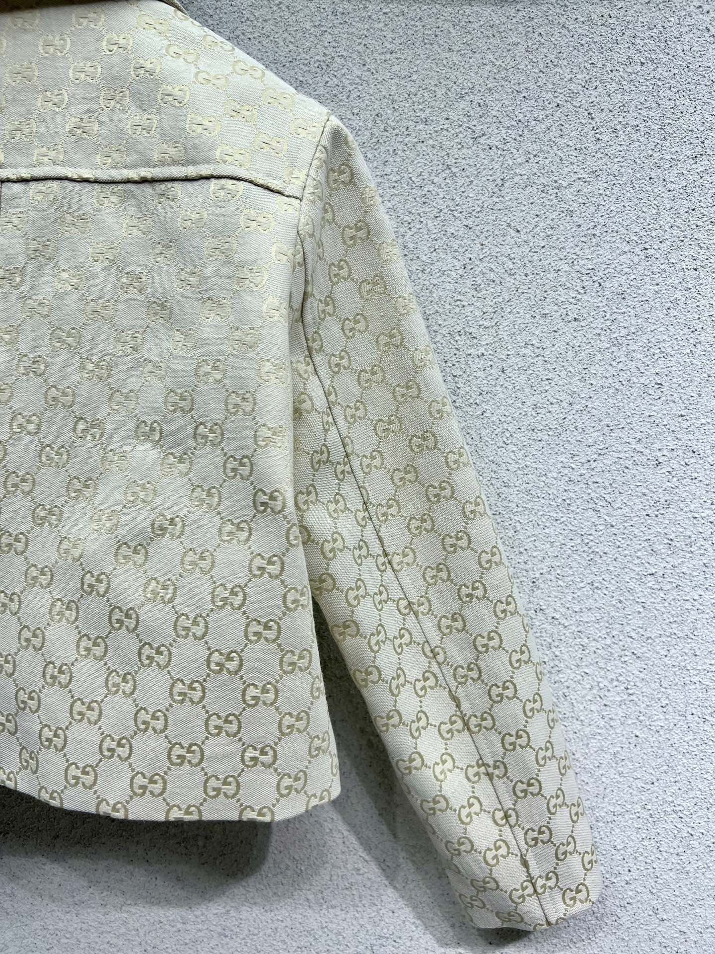 Classic jacquard jacket + matching shorts set