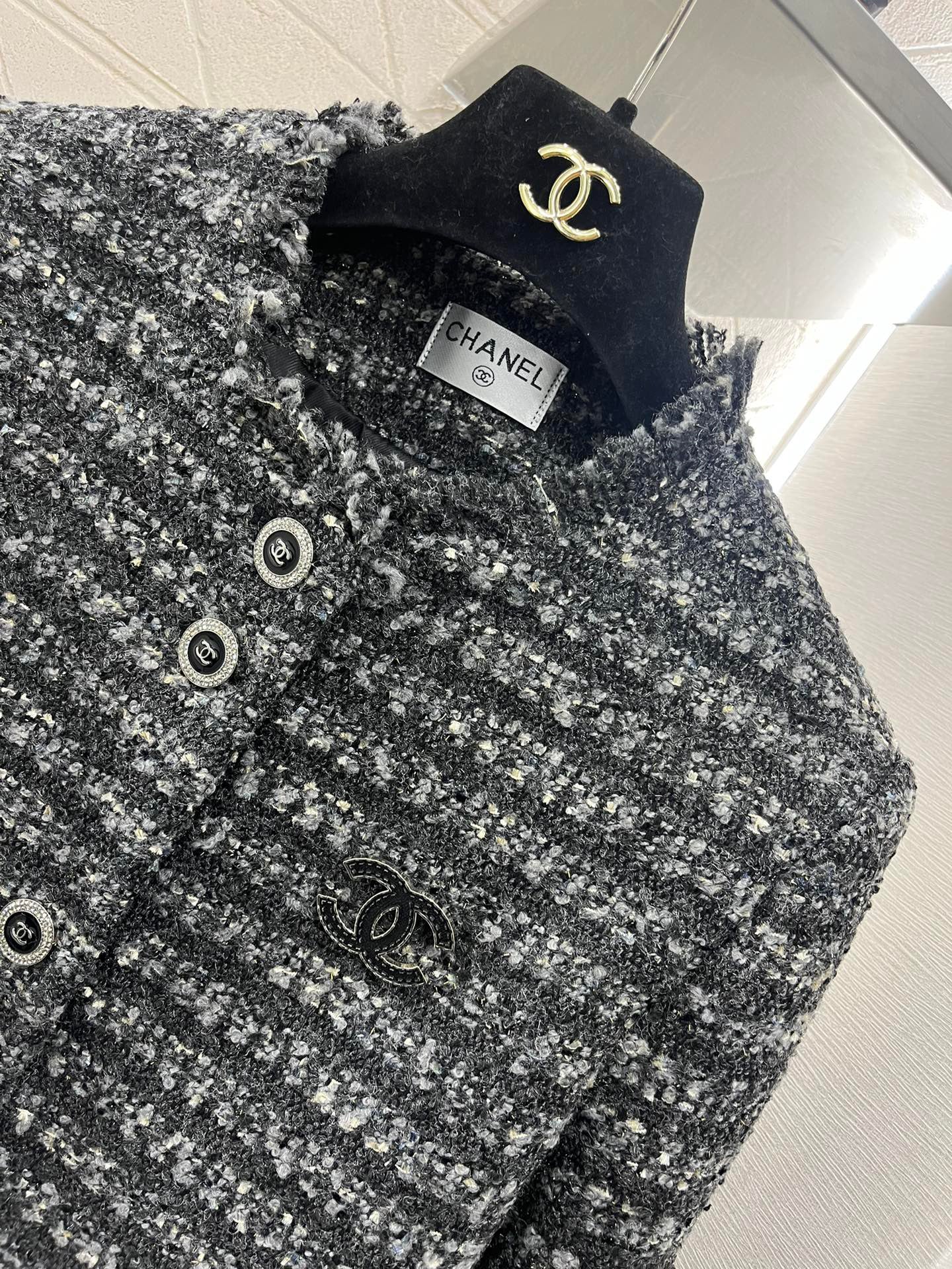 25ss Brooch dress jacket